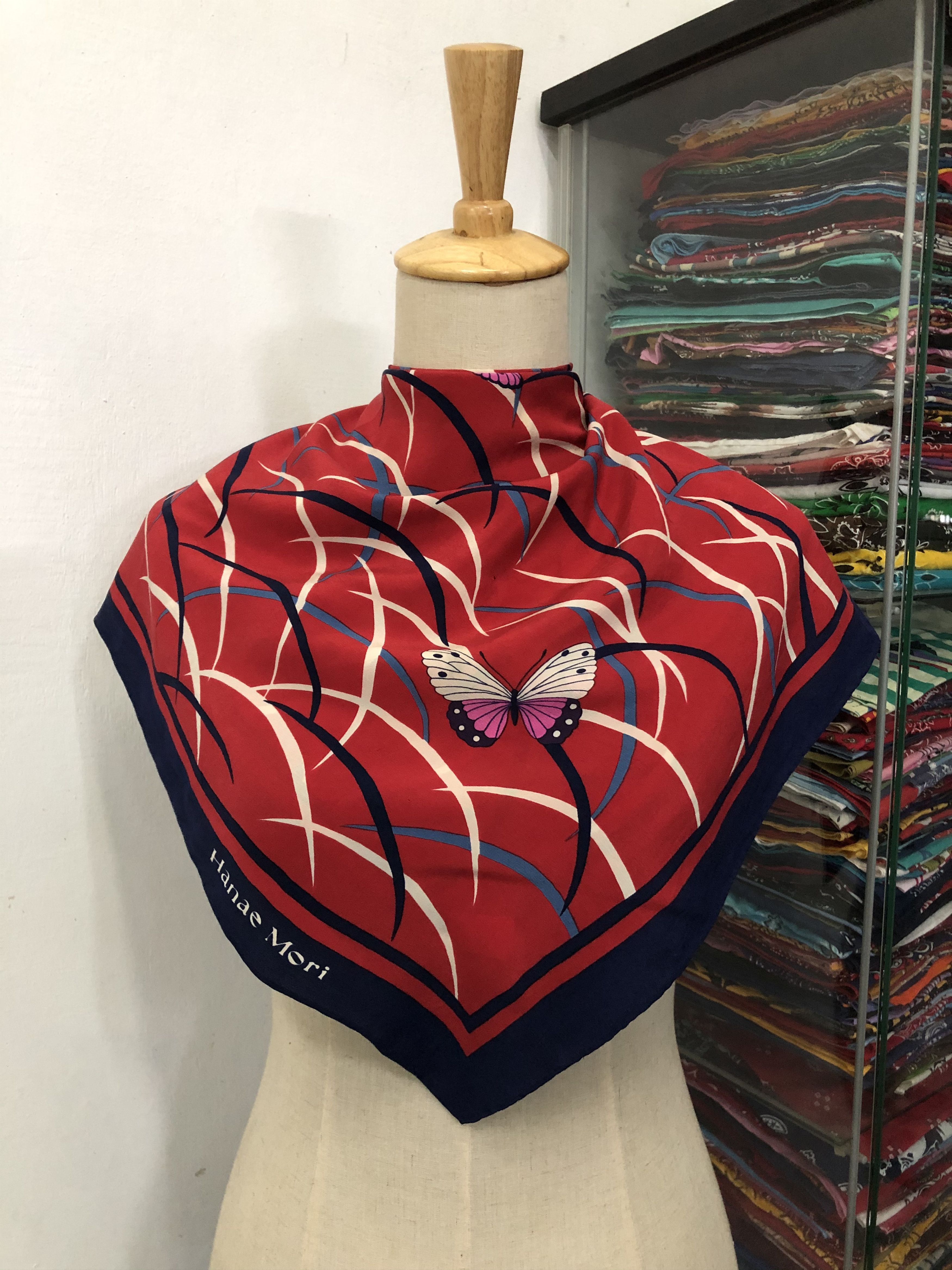 Hanae Mori × Vintage Vintage Hanae Mori Silk Scarf Size ONE SIZE - 1 Thumbnail