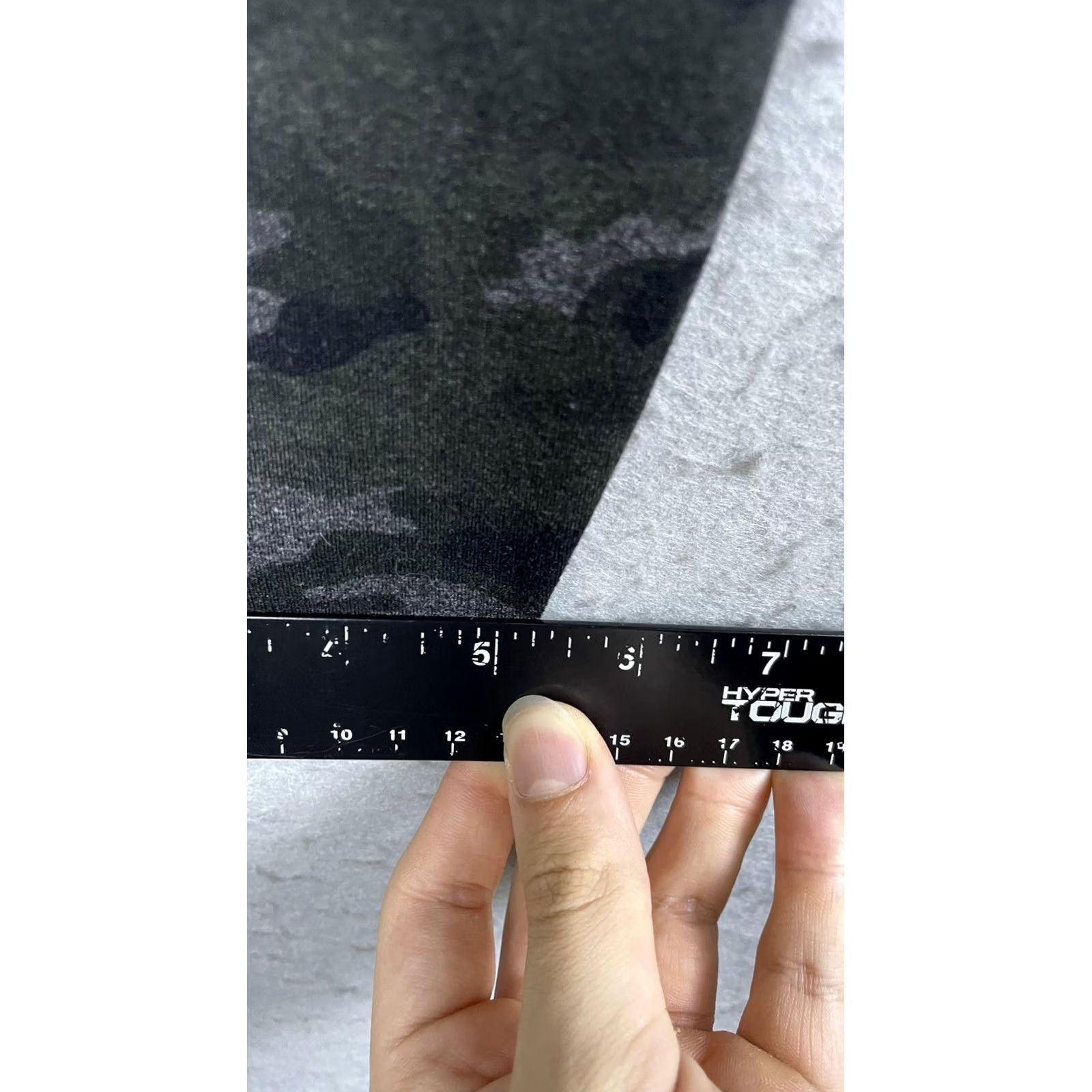 Fabletics Fabletics PowerHold Leggings Womens XL Capri Pockets Compression Camo Size 40" / US 18 - 5 Thumbnail