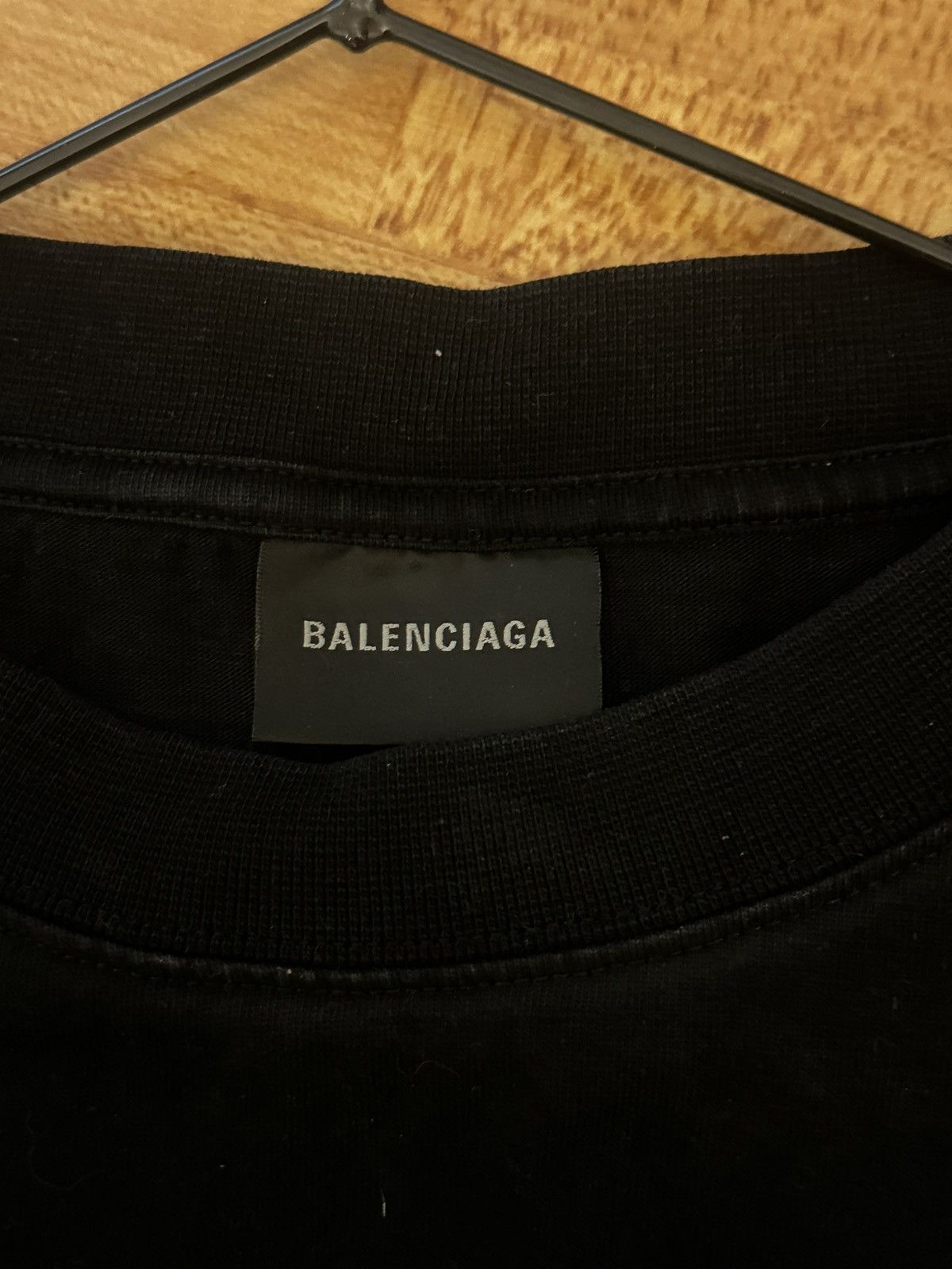 Balenciaga Balenciaga heavy metal artwork shirt Size XL / US 12-14 / IT 48-50 - 4 Thumbnail