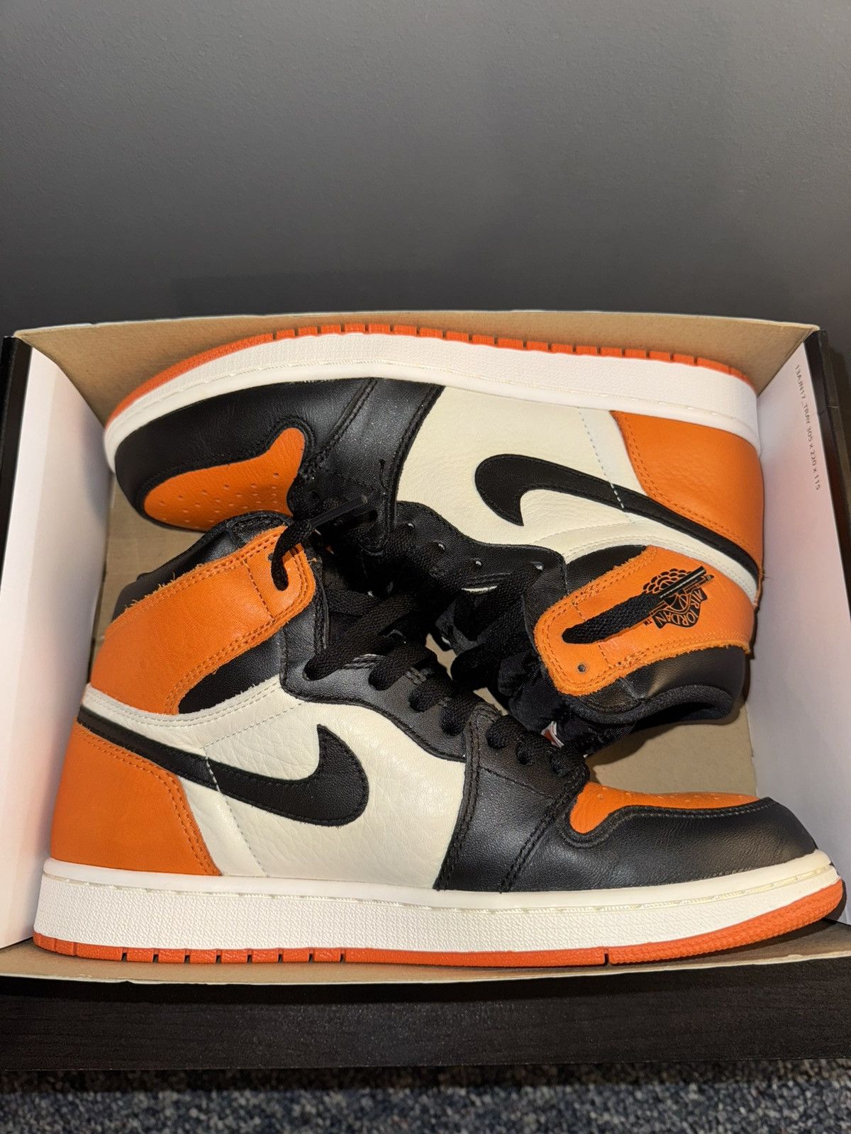 Jordan Brand × Nike Jordan 1 Retro Shattered Backboard Size US 9.5 / EU 42-43 - 2 Thumbnail