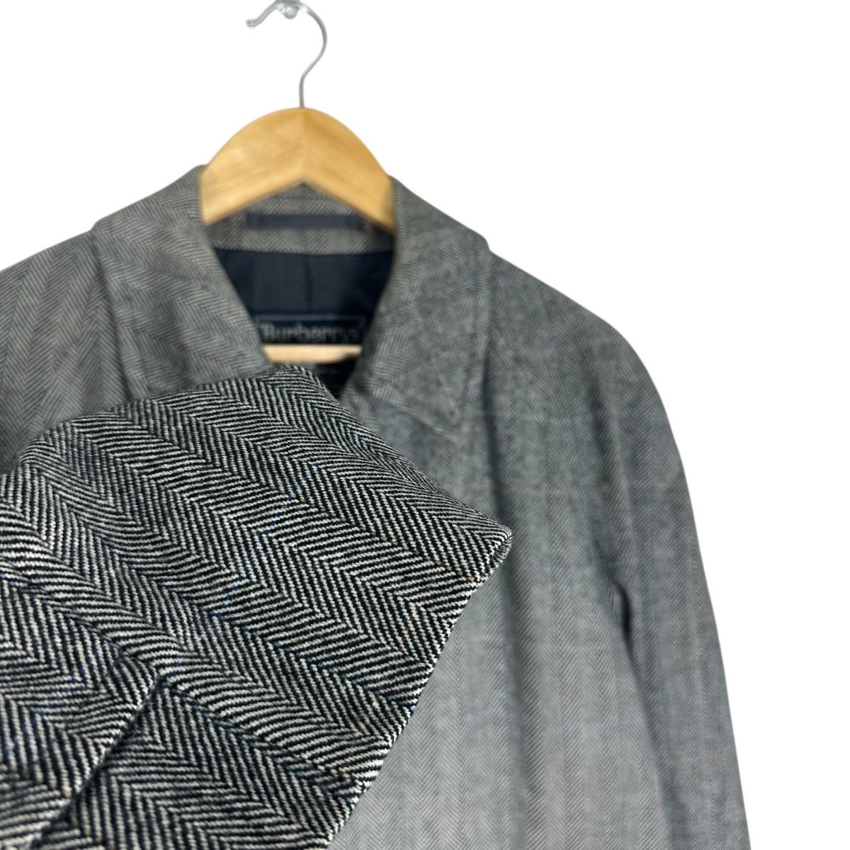 Burberry BURBERRYS HERRINGBONE TWEED LONG OVERCOAT JACKET Size US M / EU 48-50 / 2 - 4 Thumbnail