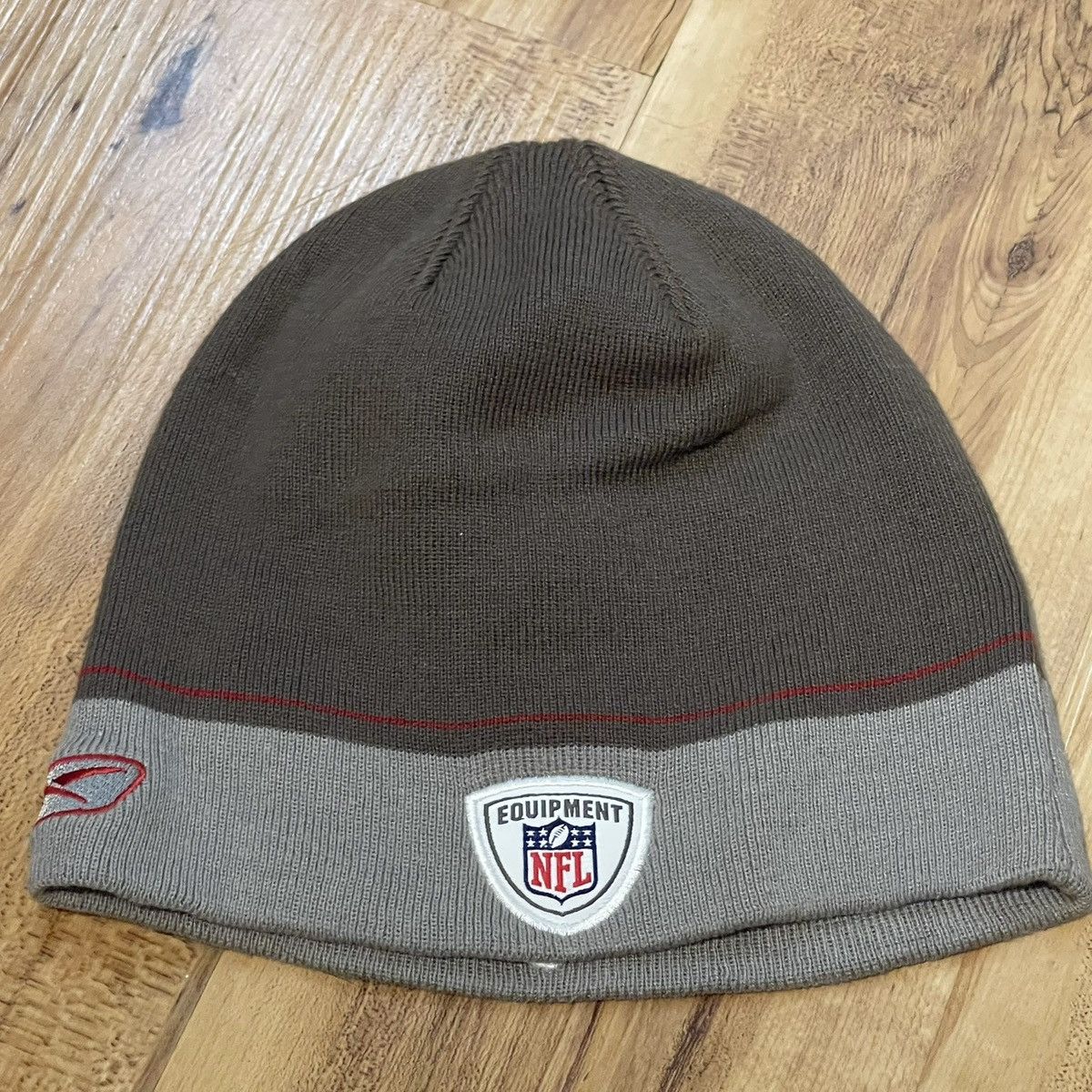 Other Men's Tampa Bay Buccaneers Logo Knit Beanie NFL Size ONE SIZE - 2 Thumbnail