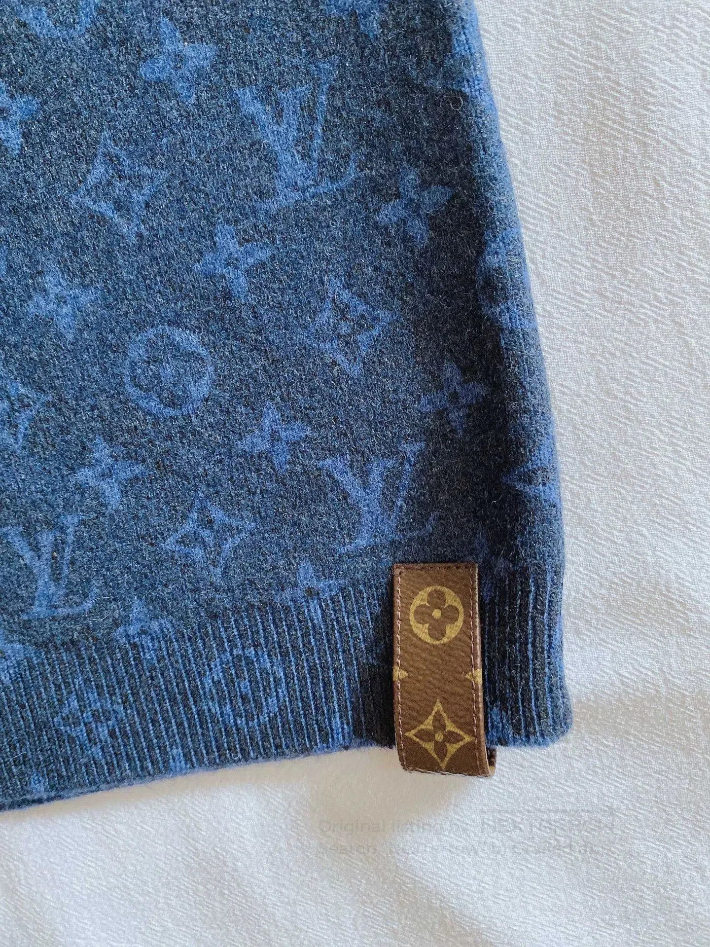 Louis Vuitton LV Wool Logo Knit Skirt. Size 37" - 4 Thumbnail