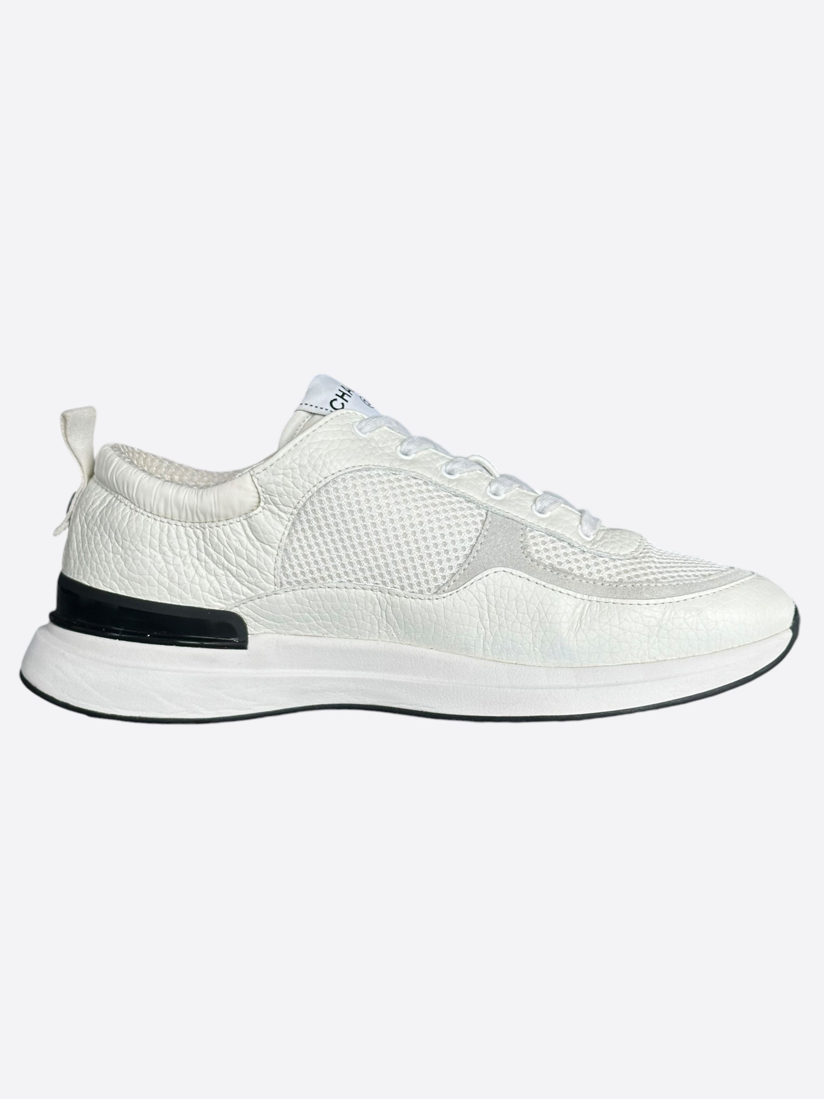 Chanel Chanel White & Black CC Logo Runners Size US 8 / EU 41 - 5 Thumbnail