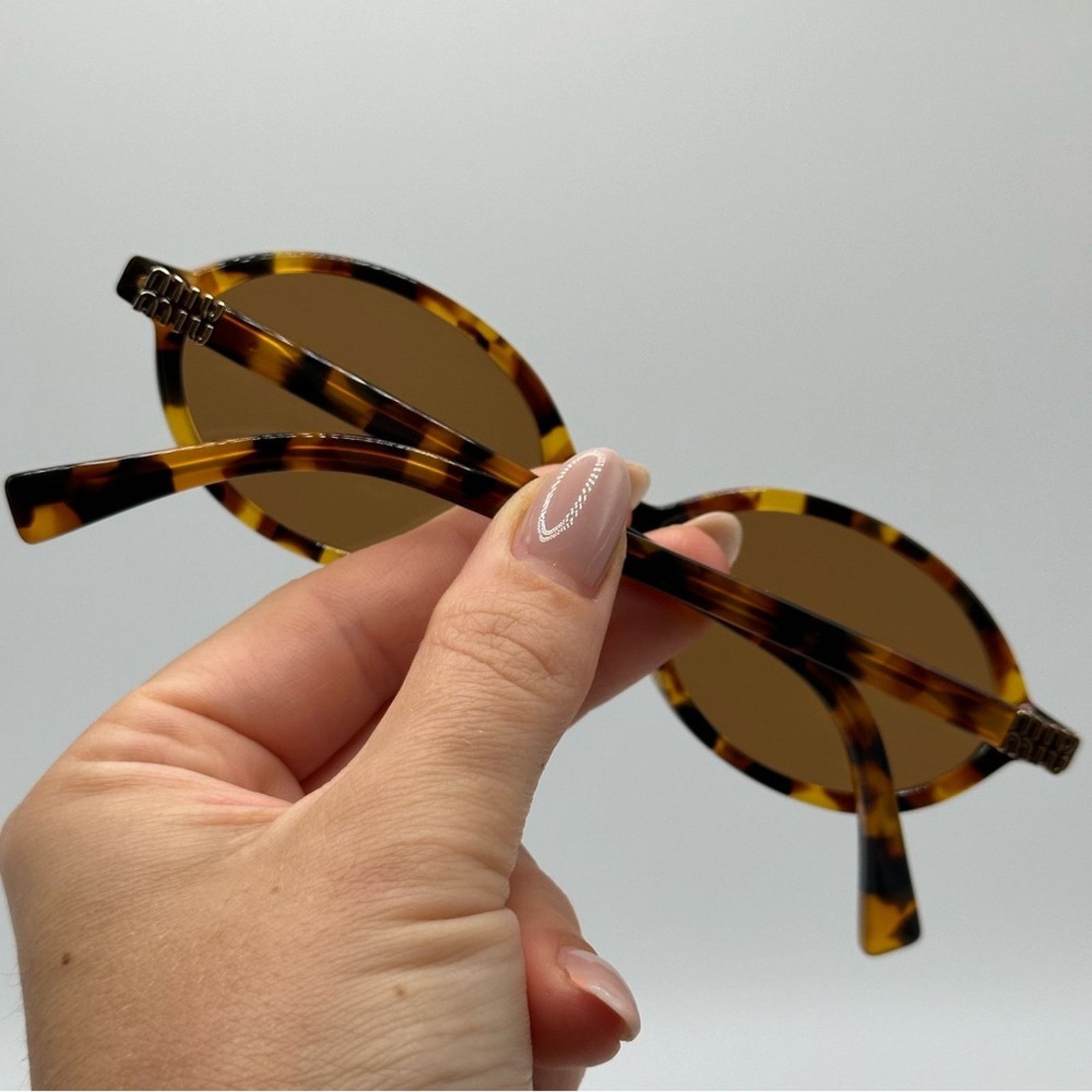 Miu Miu NEW MIU MIU MU04ZS 19P2Z1 Light HavanaBrown Women Sunglasses Size ONE SIZE - 9 Thumbnail
