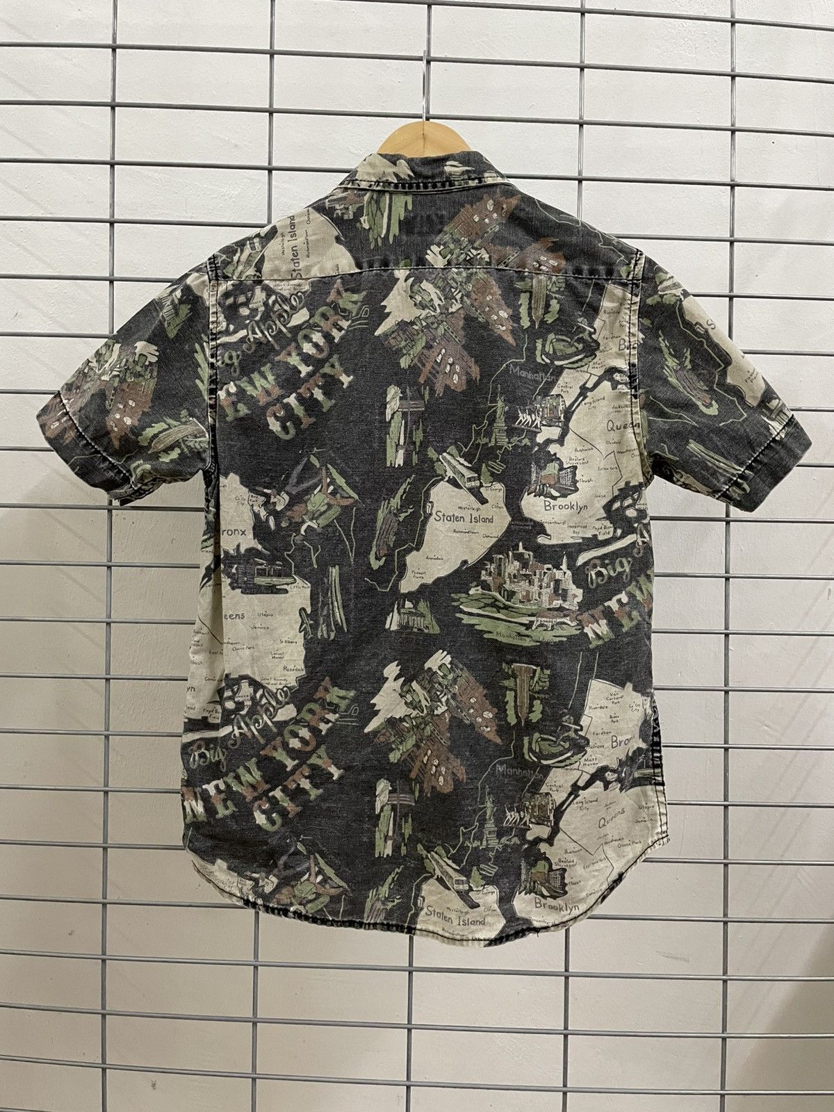 Beauty Beast × Schott Rare And Beautiful Schott NYC Map Design Full Print Shirt Size US S / EU 44-46 / 1 - 2 Thumbnail