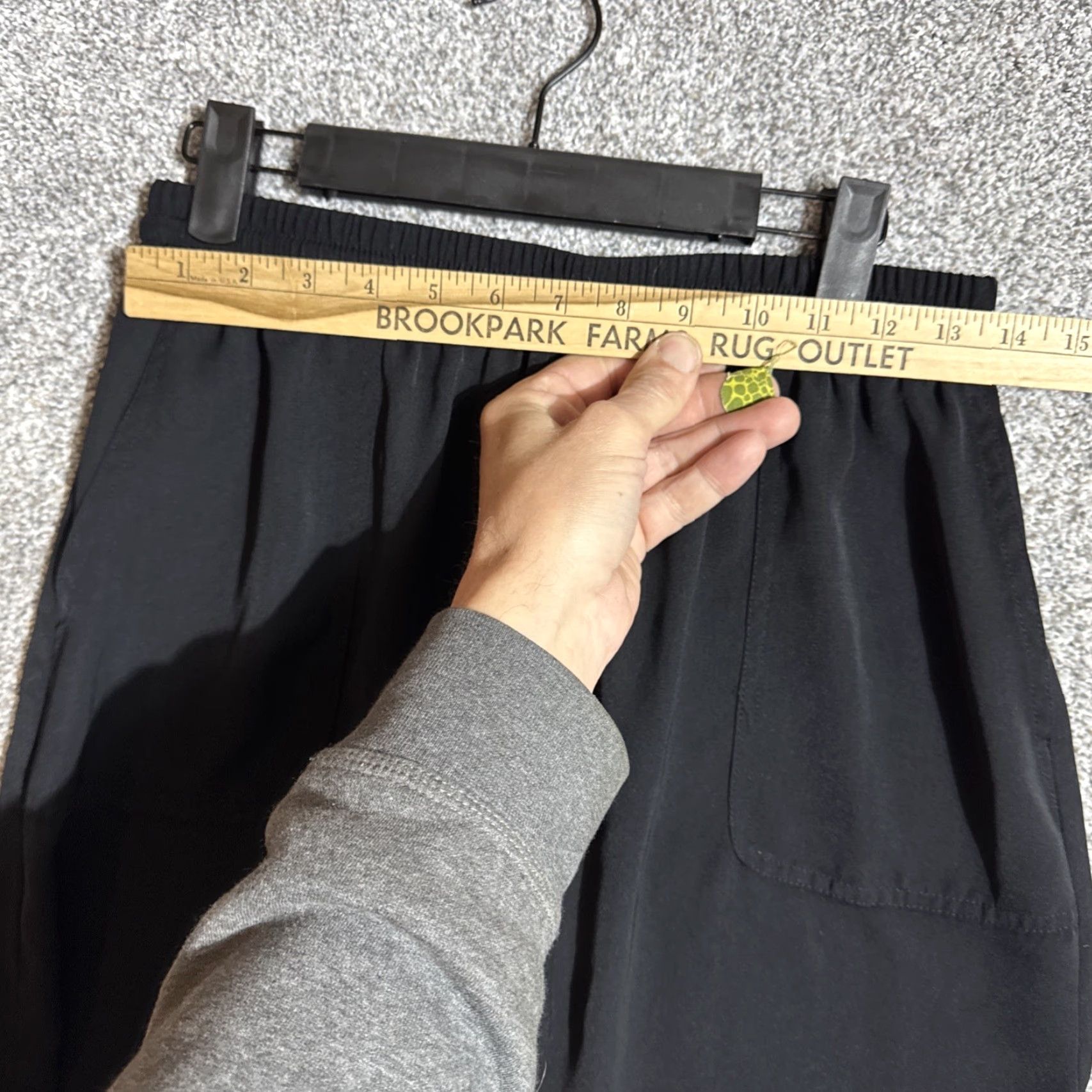 Apt. 9 APT 9 Midi Skirt Size Small Black Elastic Waist Pockets A-Line Office Streetwear Minimalist Edgy Lagenlook Women’s Midi Skirt Size 28" / US 6 / IT 42 - 5 Thumbnail