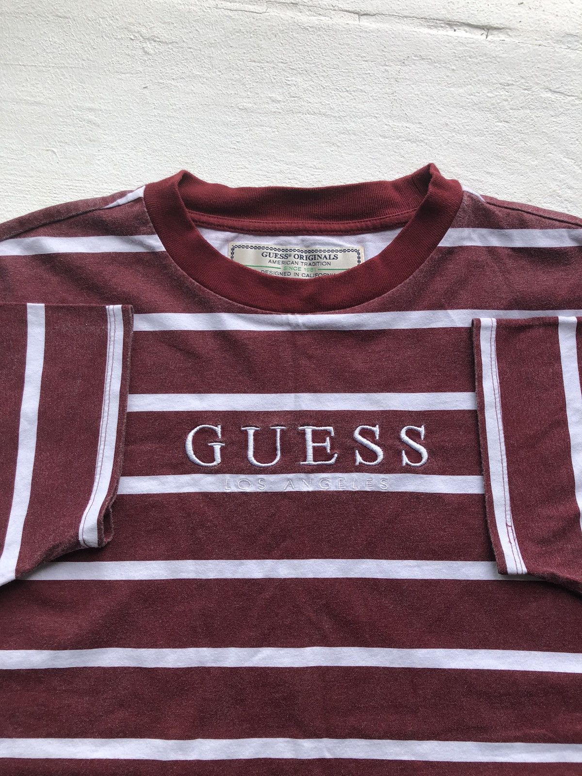 Guess Vintage GUESS Big Logo White Y2K T Shirt Size US M / EU 48-50 / 2 - 2 Thumbnail