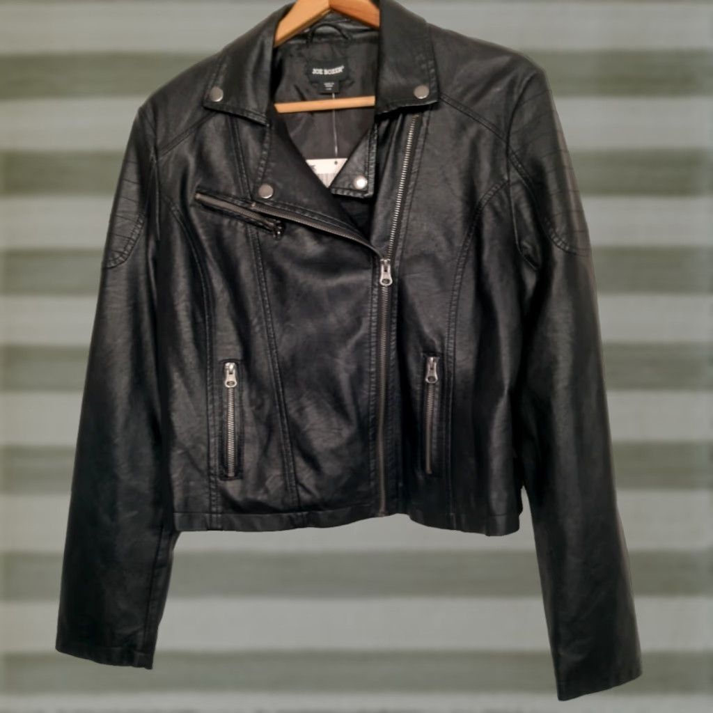 Joe Boxer VINTAGE Joe Boxer Faux Leather Moto Jacket Women L Black Short Zipper Motorcycle Biker Jacket Grunge 90s Mens Women Girls Size 36" / US 14 / IT 50 - 1 Thumbnail