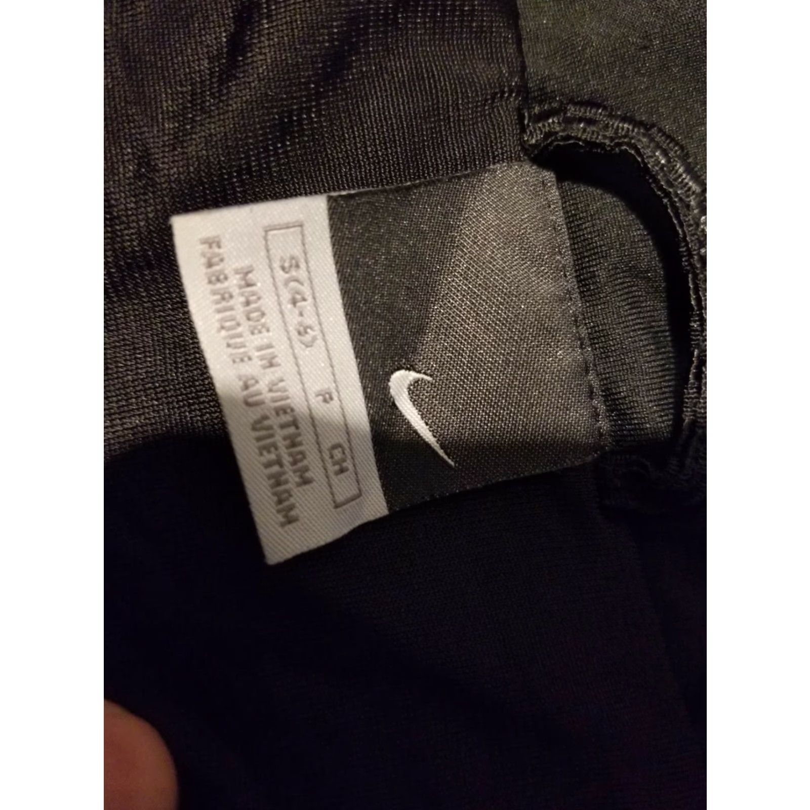 Nike Womens Nike Jacket S Small Black Athletic Gym Workout Size S / US 4 / IT 40 - 3 Thumbnail