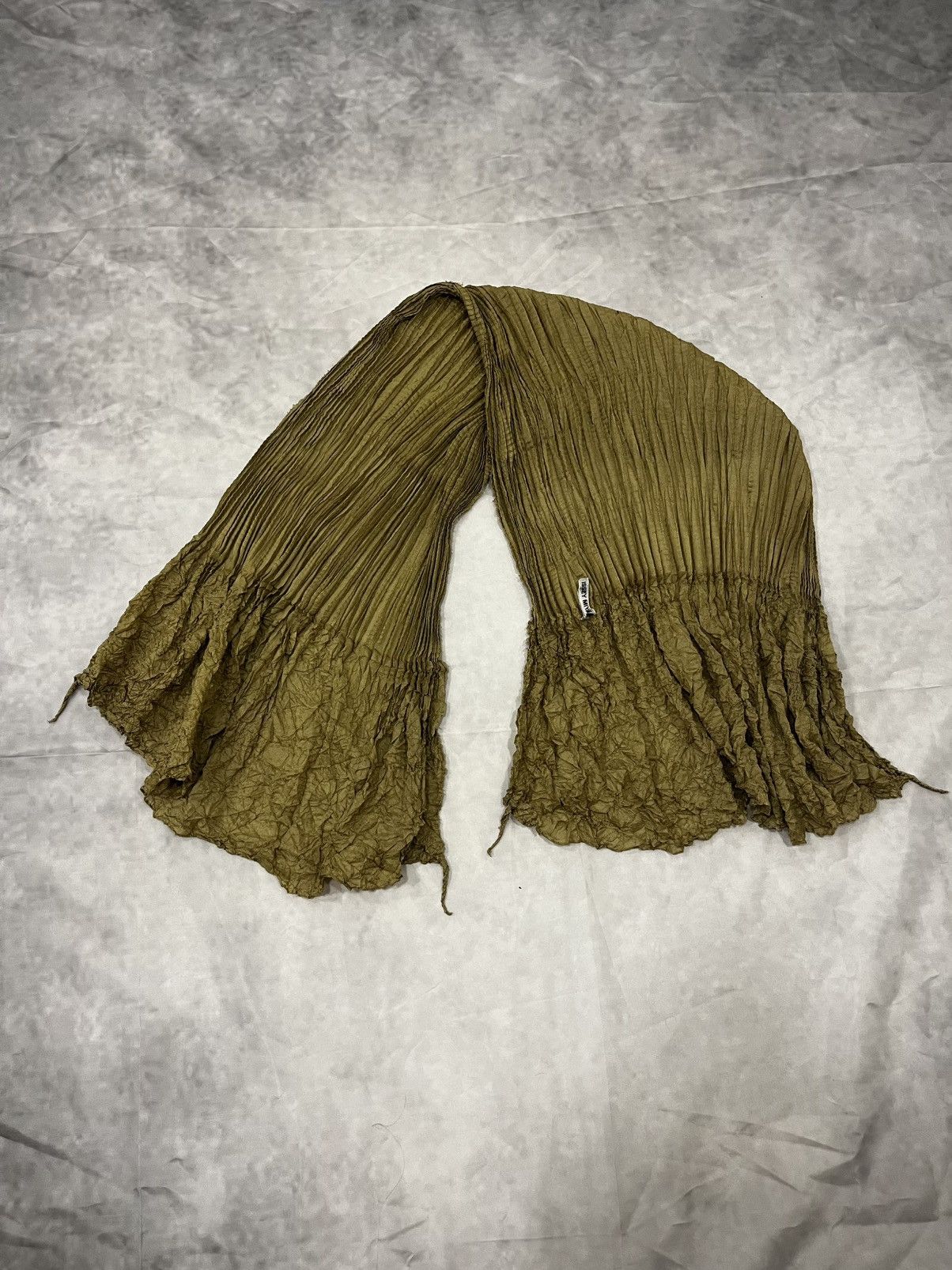 Issey Miyake Issey Miyake Vintage Pleated Scarf Size ONE SIZE - 1 Thumbnail