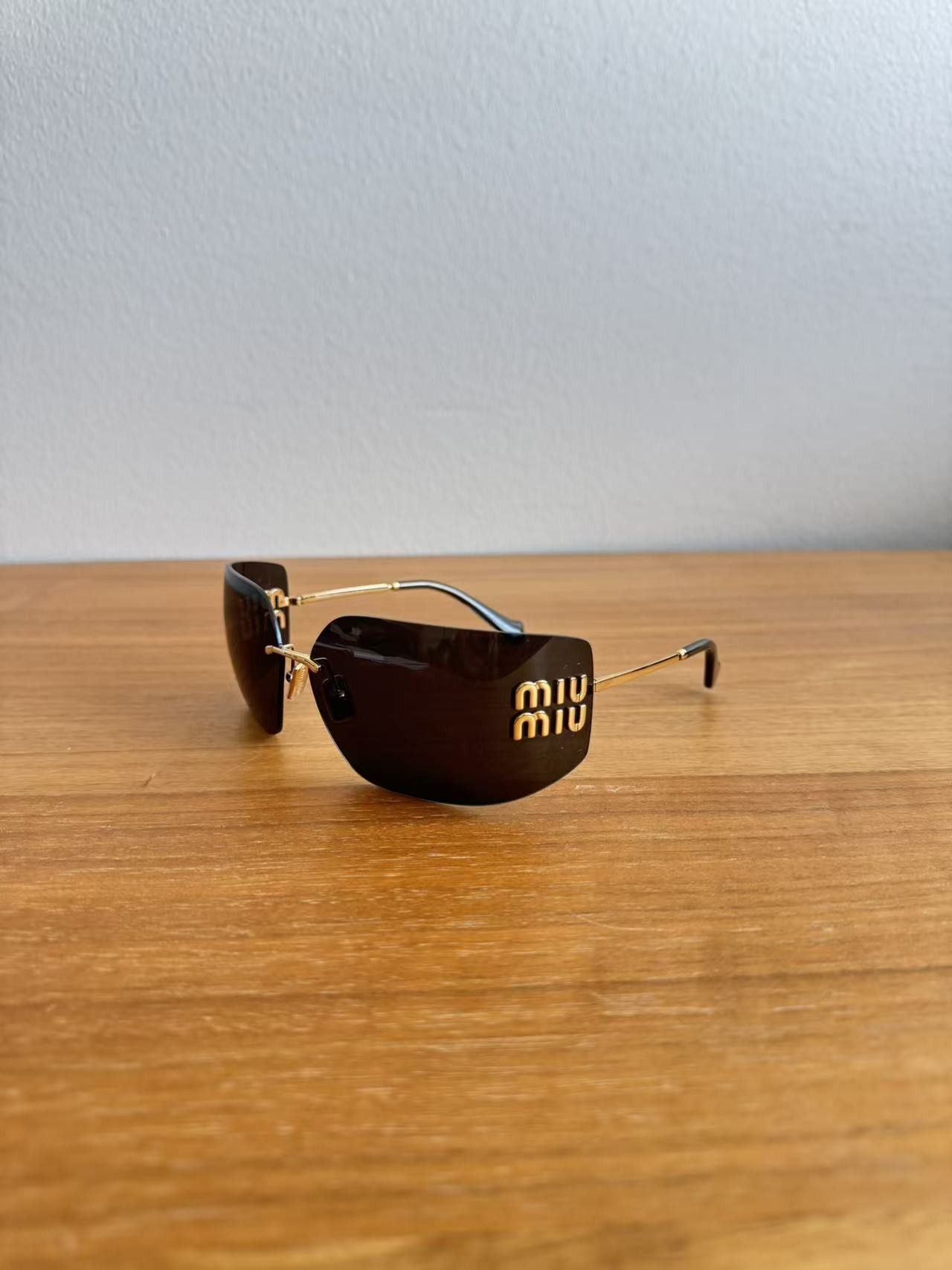Miu Miu Miu Miu 54Ys Sunglasses Size ONE SIZE - 1 Thumbnail