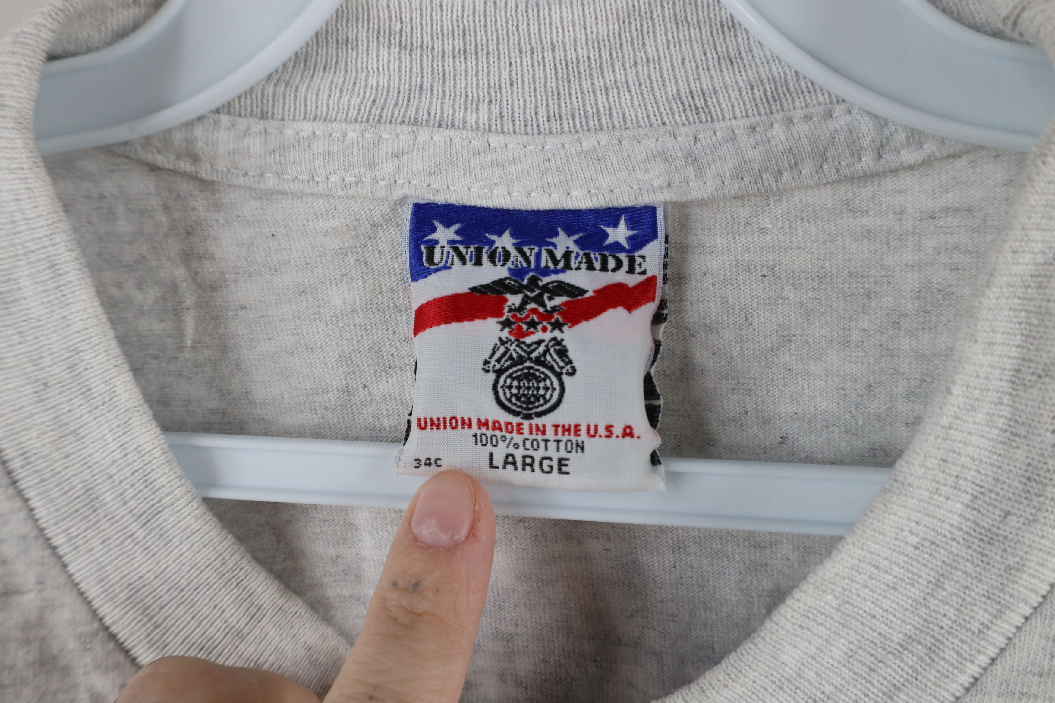 Vintage Vintage 90s Union Made Local 17 Heavyweight T-Shirt USA Size US L / EU 52-54 / 3 - 6 Thumbnail