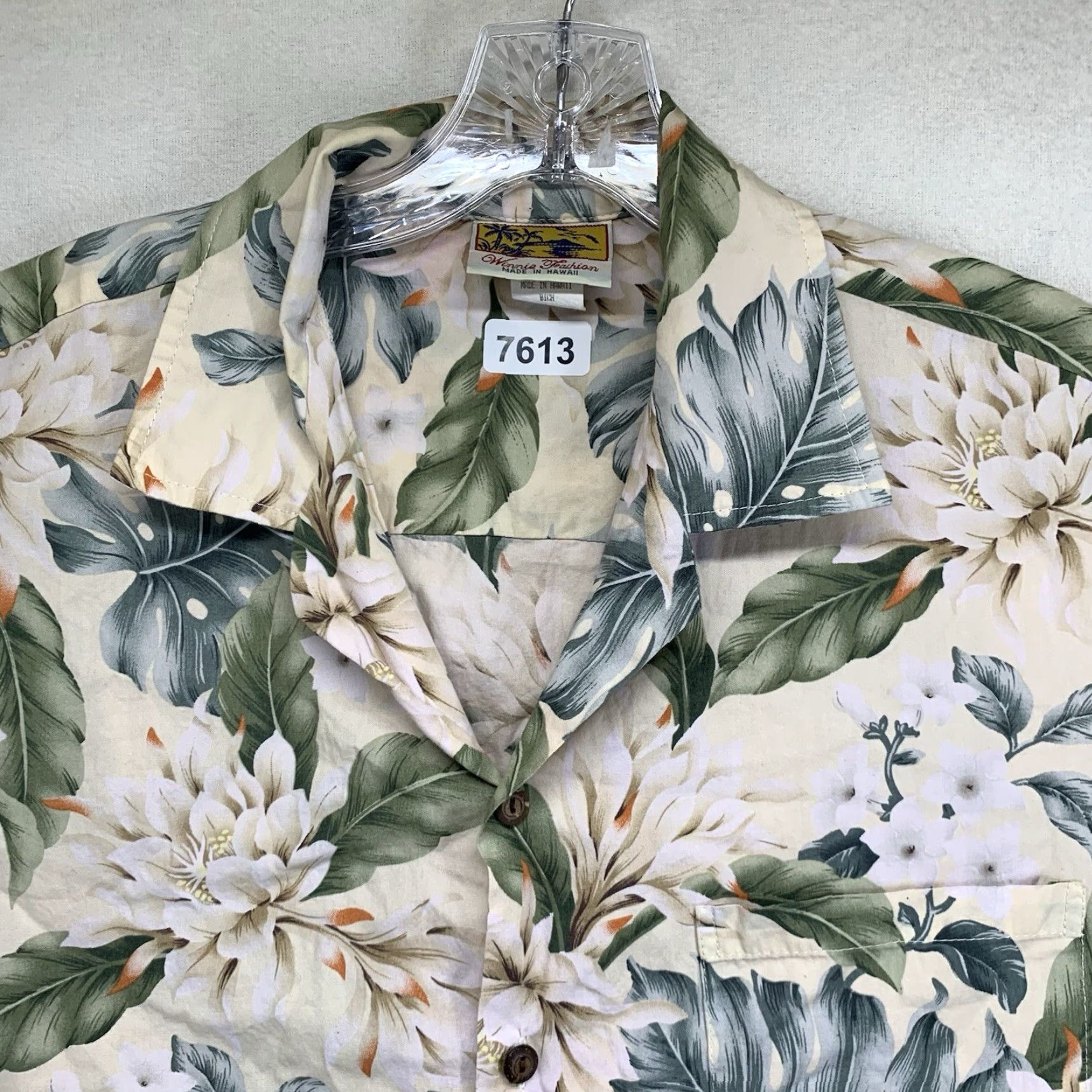 Vintage VINTAGE Winnie Fashion Men's Hawaiian Shirt Large Floral Palm Leaf Casual Travel Summer Fall Cotton Size US L / EU 52-54 / 3 - 4 Thumbnail