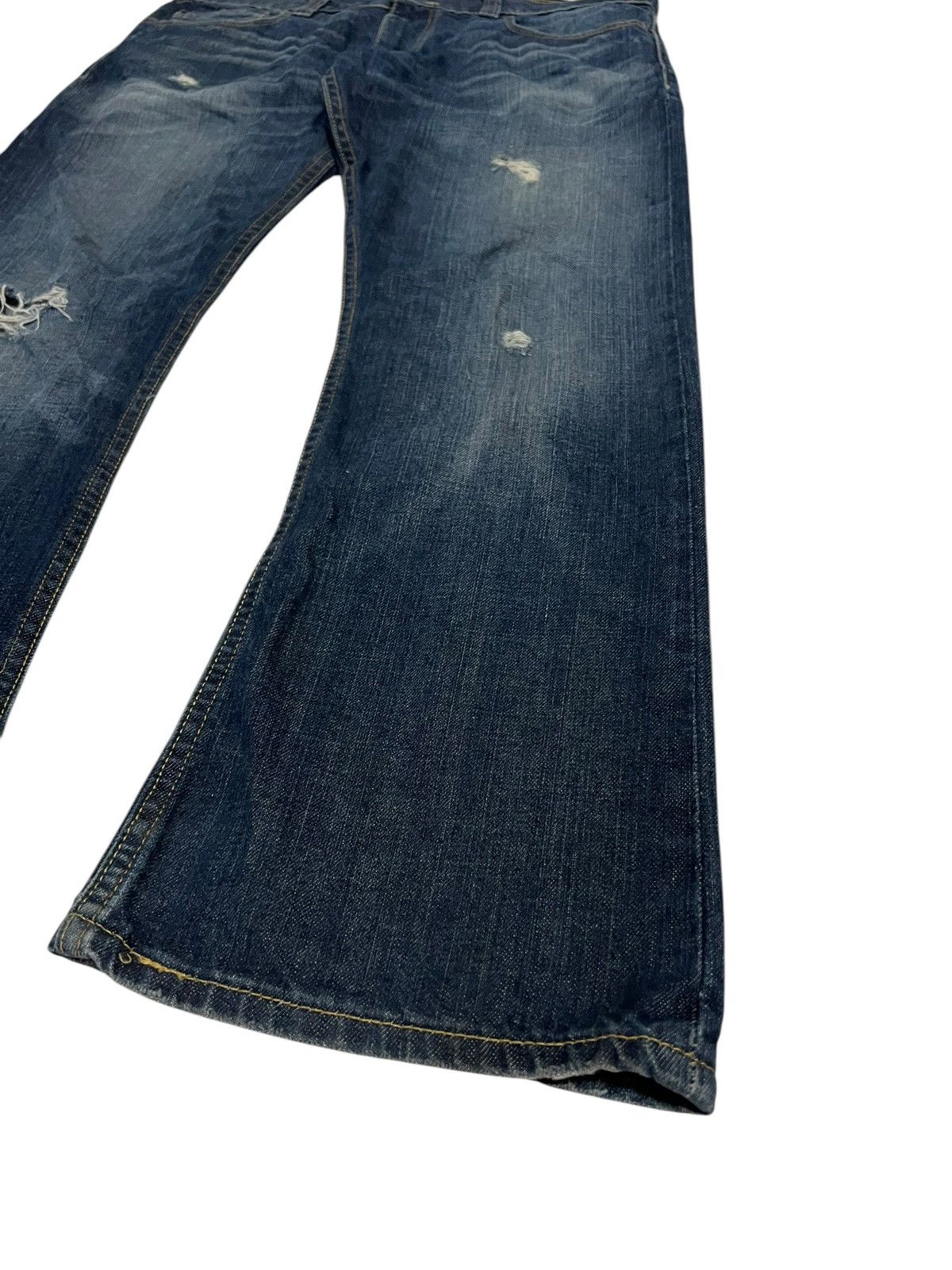 Japanese Brand × Levi's × Levi's Vintage Clothing 🌈VINTAGE LEVIS 597 DISTRESSED BOOTCUT JEAN Size US 35 - 4 Thumbnail