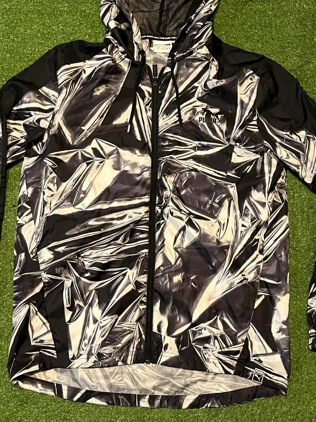 Puma Puma Womens Reflective Hooded Jacket Size US M / EU 48-50 / 2 - 5 Thumbnail