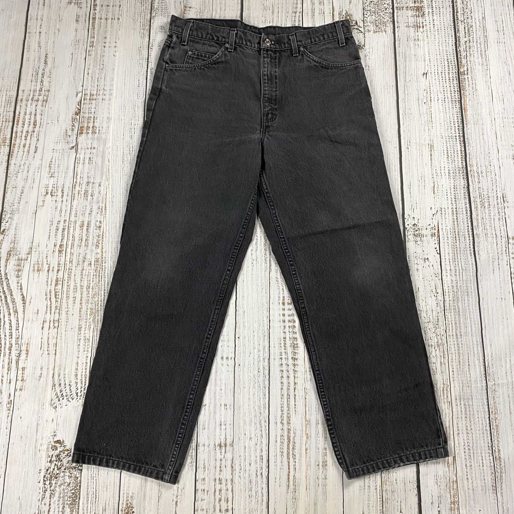 Levi's VINTAGE Levi's 550 Jeans Tapered Relaxed Fit Men 35x31 Faded Black 90s American Denim Charcoal Wash Regular Rise Mens Jeans Size US 35 - 4 Thumbnail