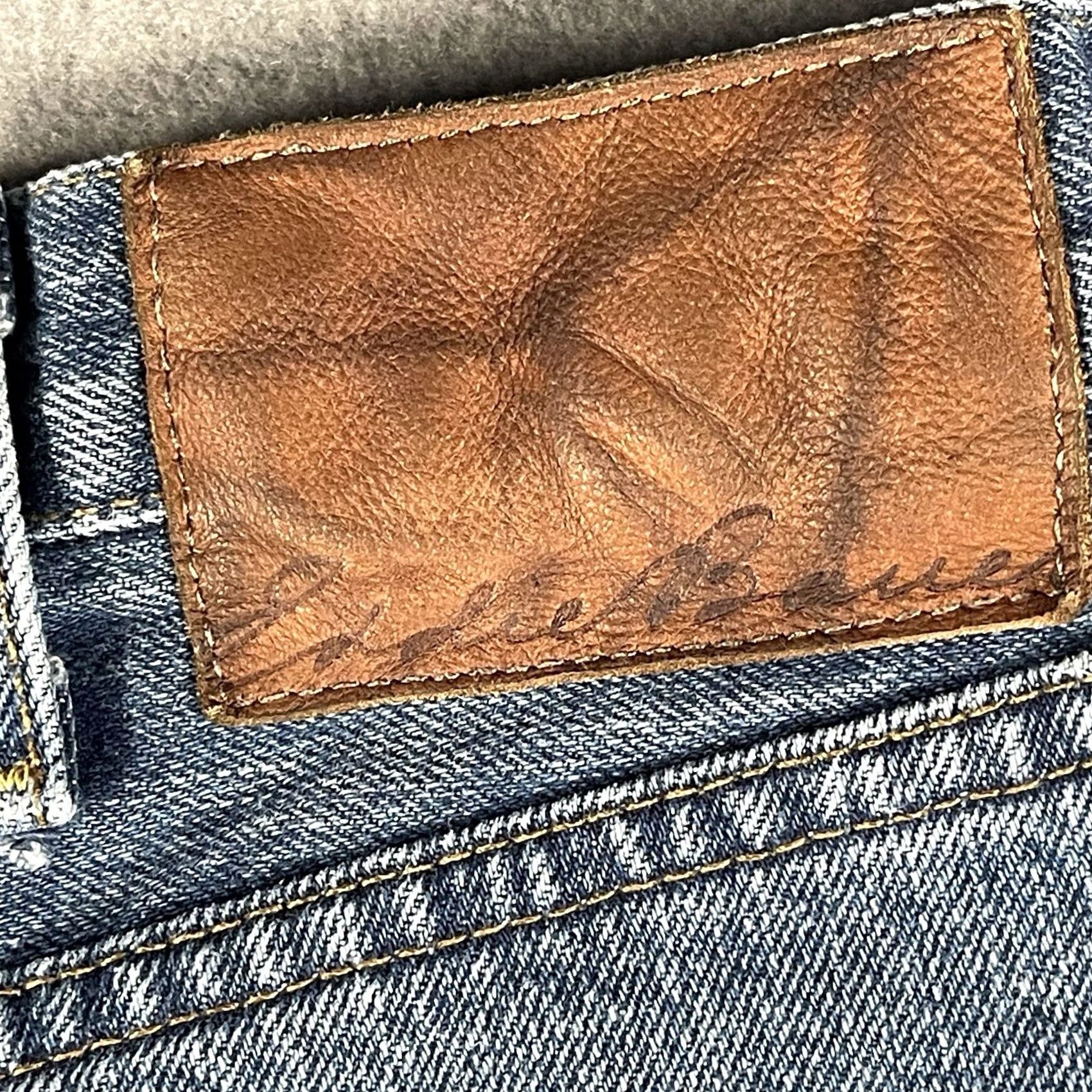 Eddie Bauer Eddie Bauer Jeans Men's Straight Leg 100% Cotton Relaxed Fit Blue Med Wash 40x30 Jeans Size US 40 / EU 56 - 5 Thumbnail