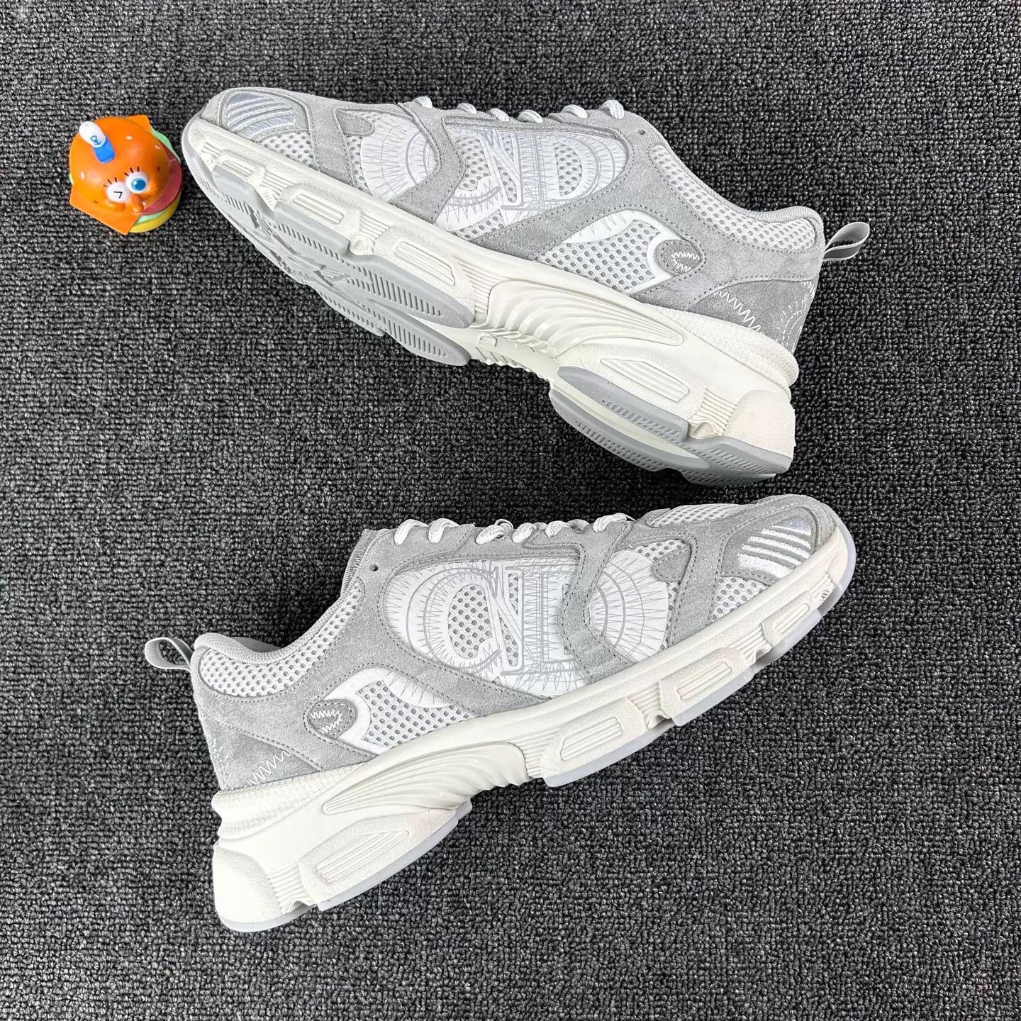 Dior Dior Chrono Gray White Embroidered Sneakers Size 41 Size US 8 / EU 41 - 4 Thumbnail