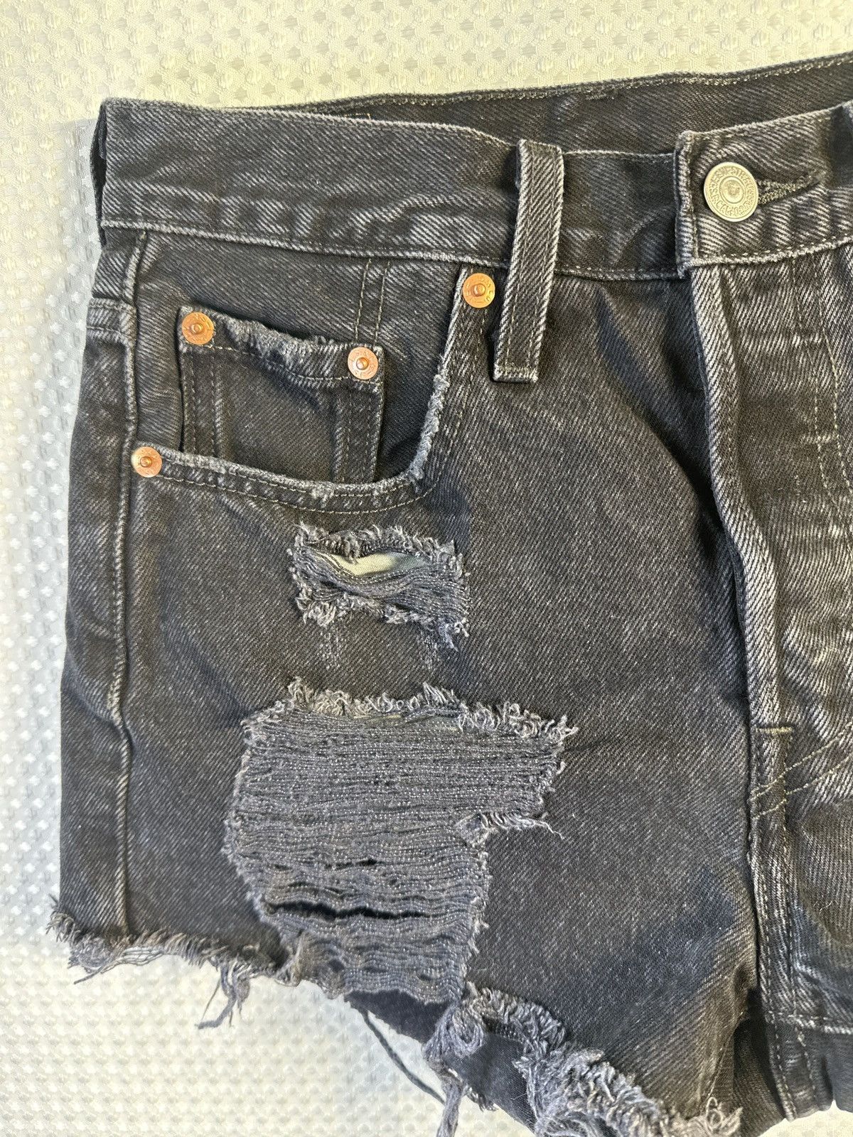 Levi's Levi’s 501 Originsl High-Rise denim shorts Size 25" / US 0 / IT 36 - 3 Thumbnail