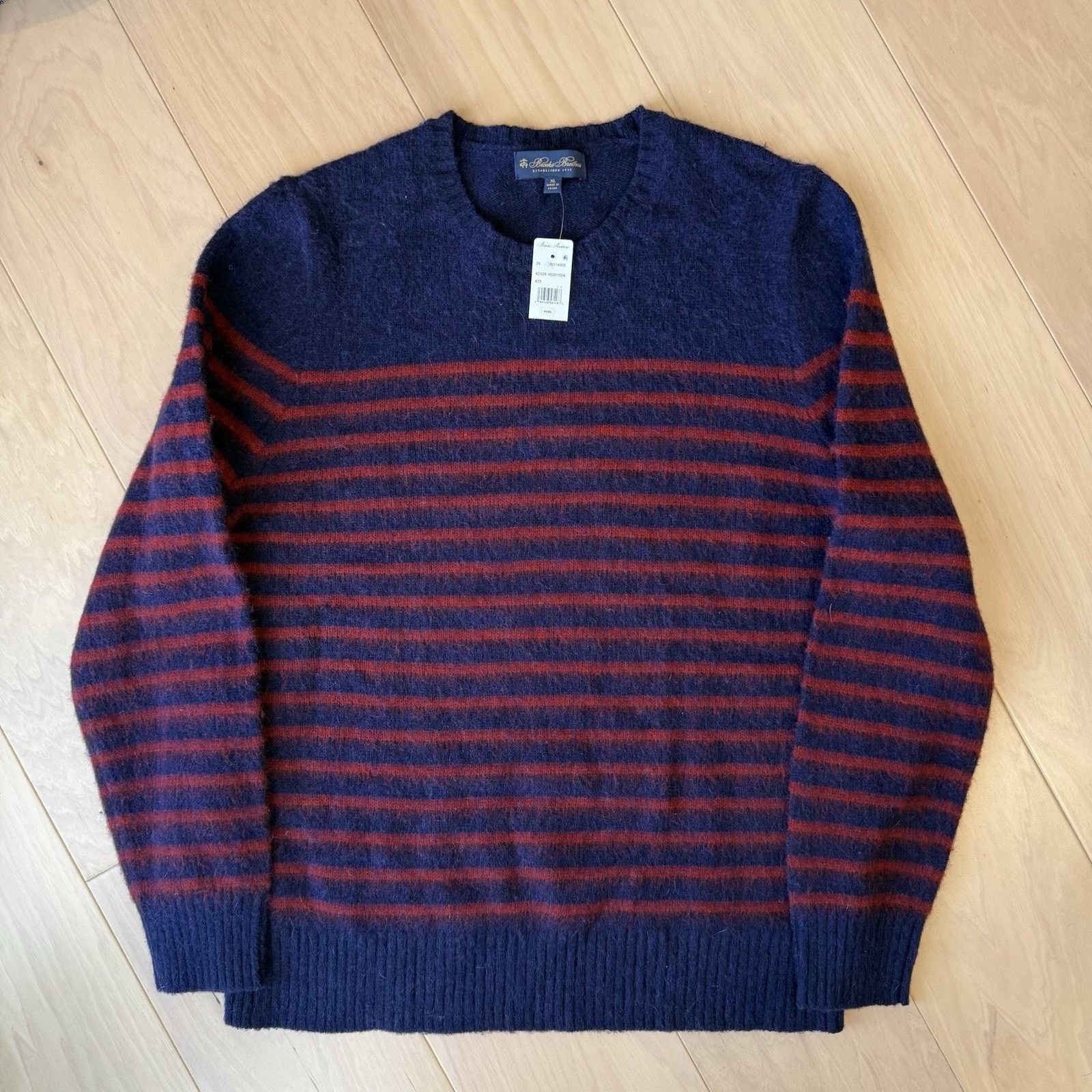 Brooks Brothers Brooks Brothers Sweater XL Navy Red Striped Wool Pullover Size US XL / EU 56 / 4 - 2 Thumbnail