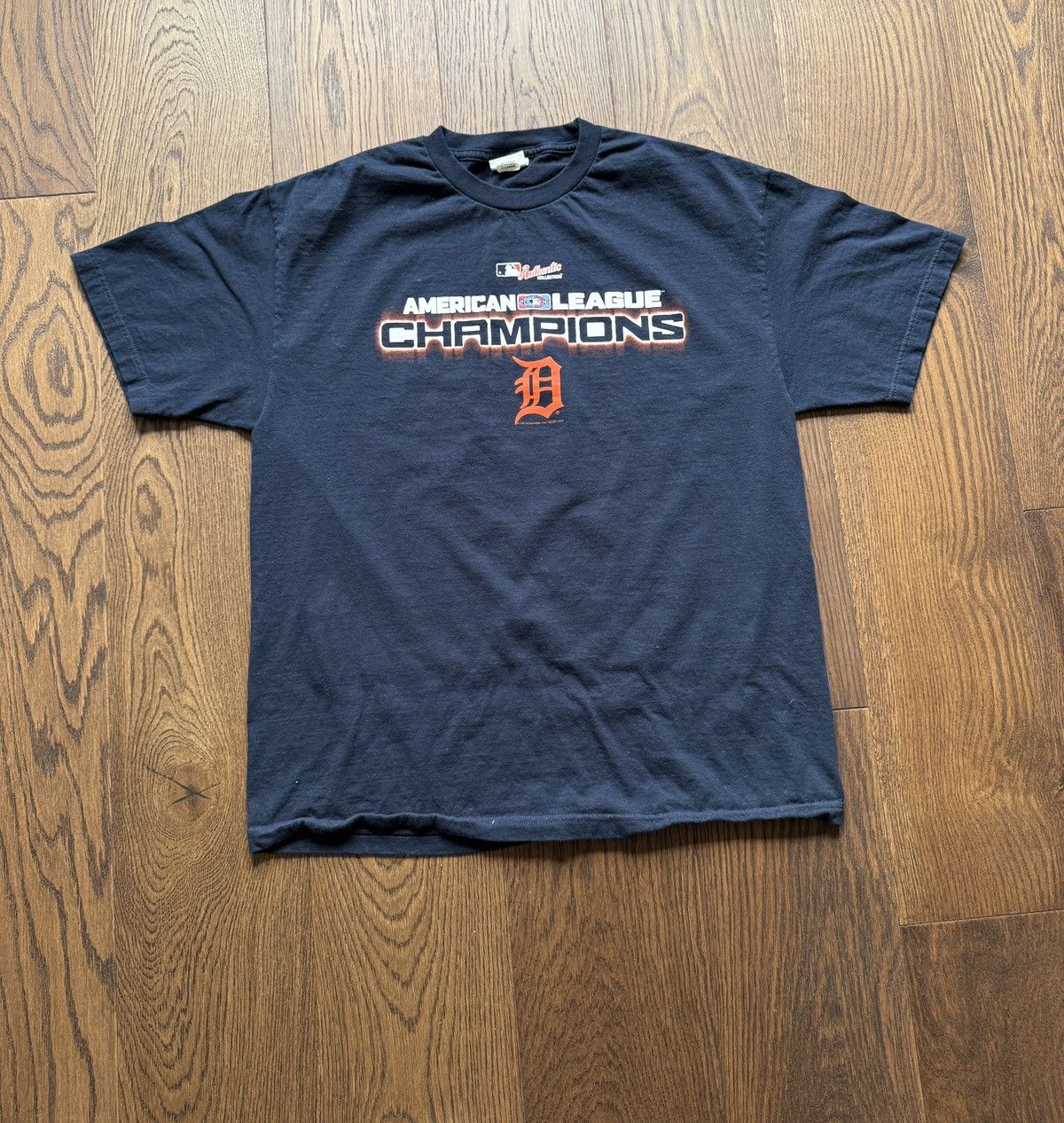 Vintage Vintage Y2K Detroit Tigers MLB AL Champions Graphic Tee Size US XL / EU 56 / 4 - 1 Thumbnail