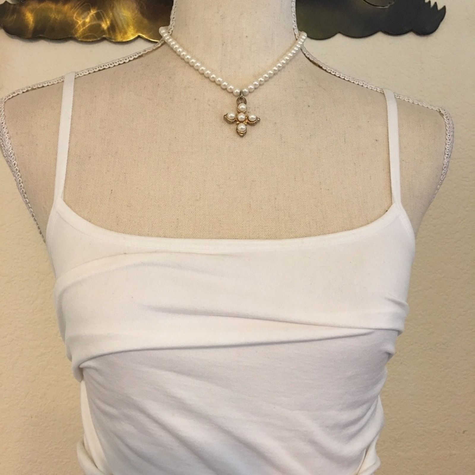 Vintage Vintage pearl and gold pendant on pearl necklace Size ONE SIZE - 3 Thumbnail