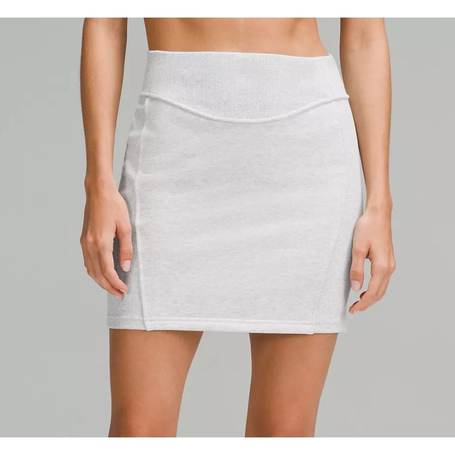 Lululemon NWT Lululemon Scuba Mini Skirt Sz L MSRP $78 Gray Eucalyptus Size 32" / US 10 / IT 46 - 4 Thumbnail