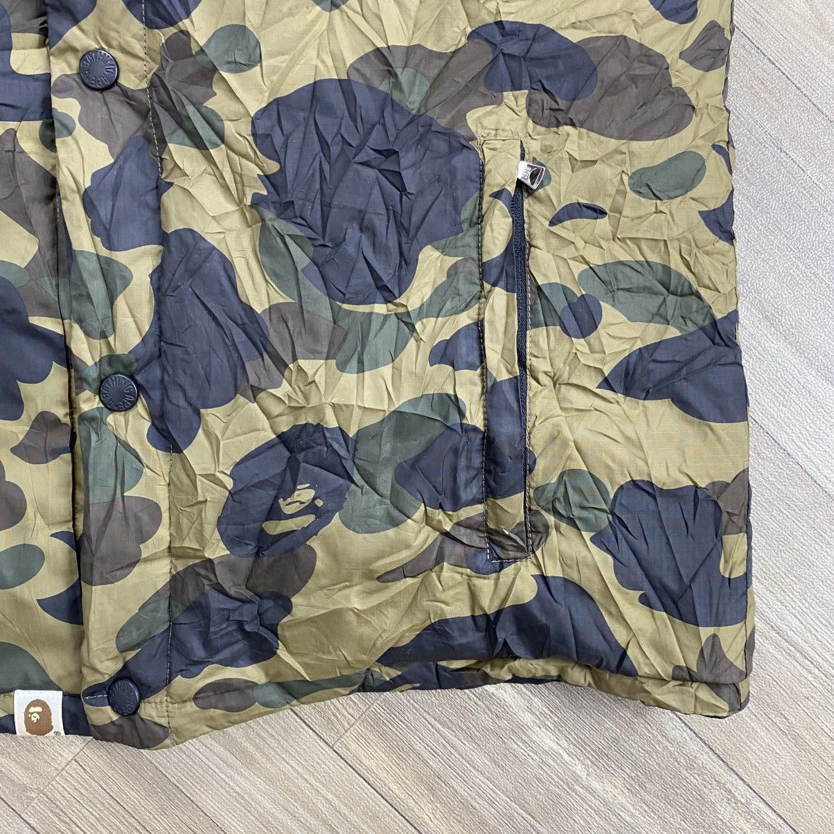 Bape 1st Bape A Bathing Ape Reversible Camo Down Vest Size US L / EU 52-54 / 3 - 6 Thumbnail