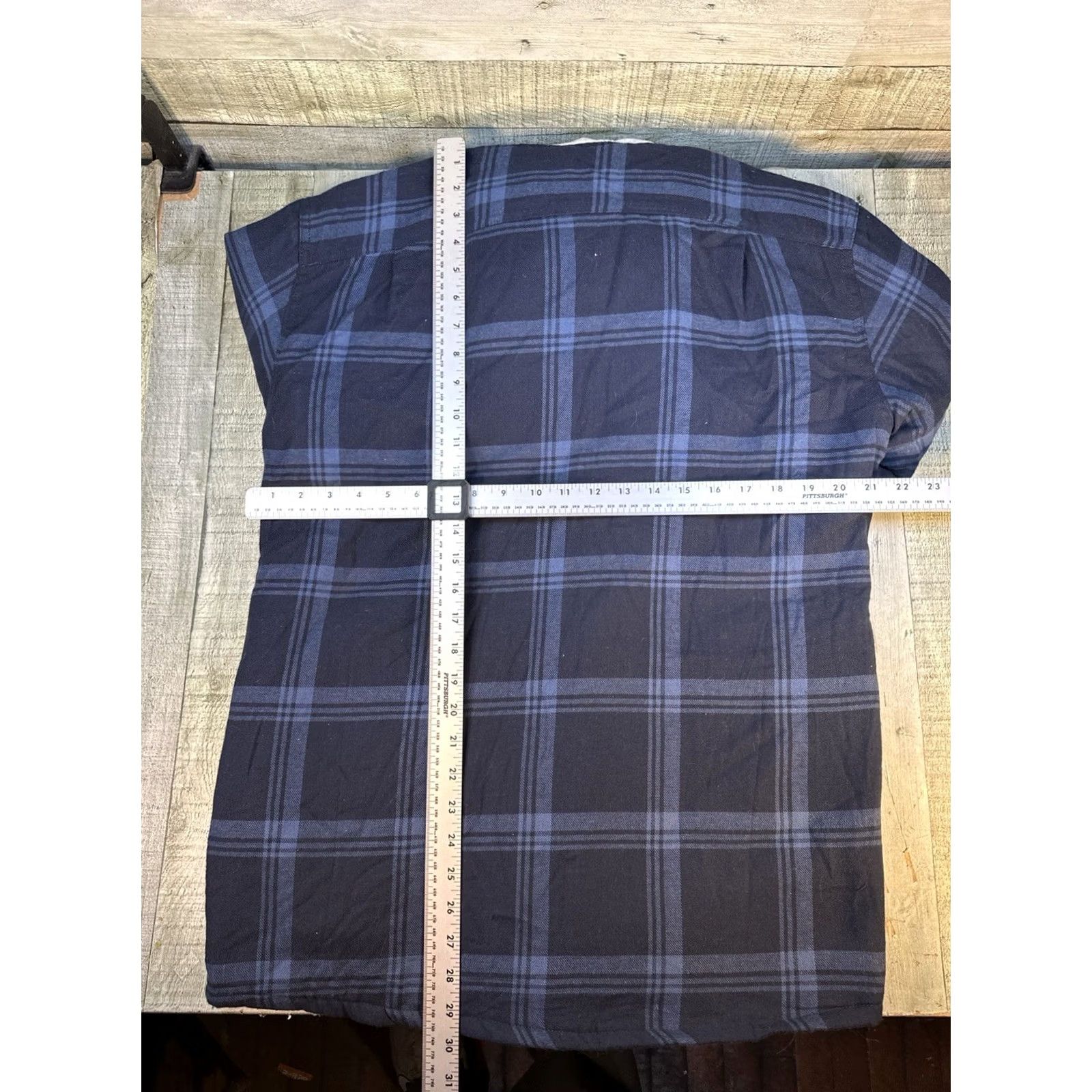 Wrangler VINTAGE? No. Wrangler Authentics Men's Plaid Flannel Quilt Lined Hooded Button Shirt Medium Size US M / EU 48-50 / 2 - 2 Thumbnail
