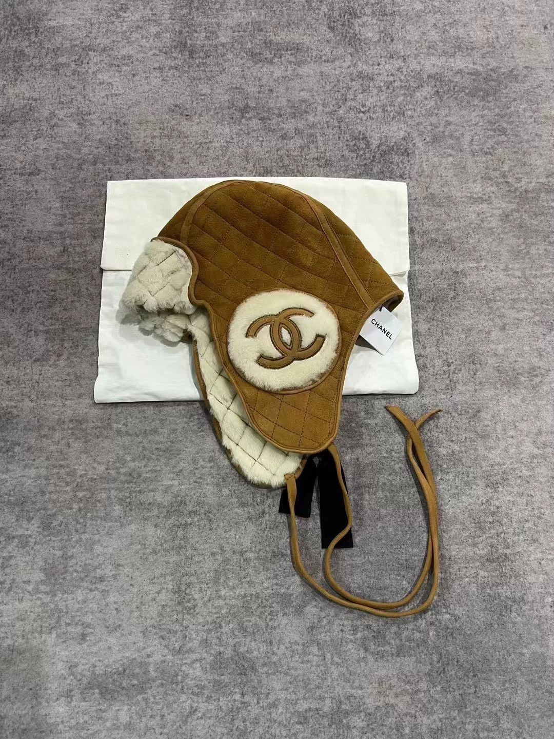 Chanel chanel khaki fleece hat Size ONE SIZE - 1 Thumbnail