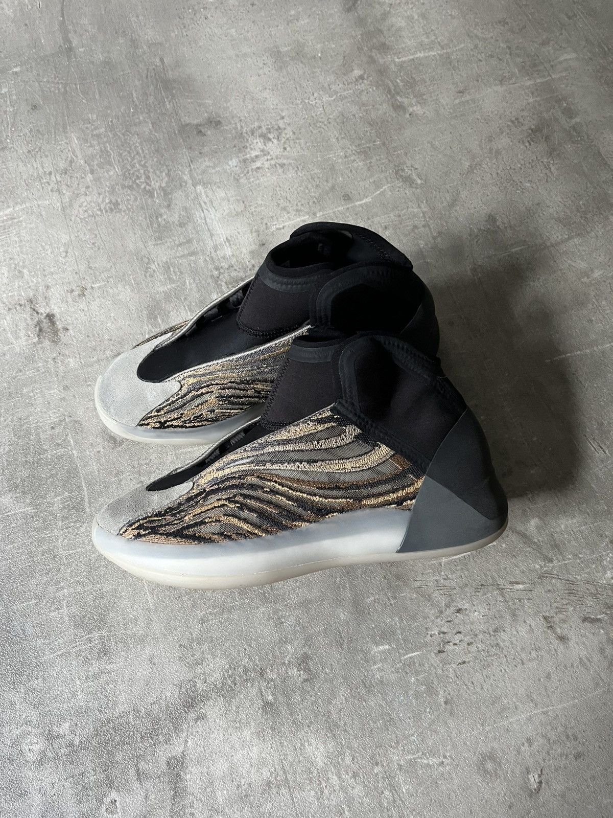 Adidas Yeezy QNTM Quantum Amber Tint boots