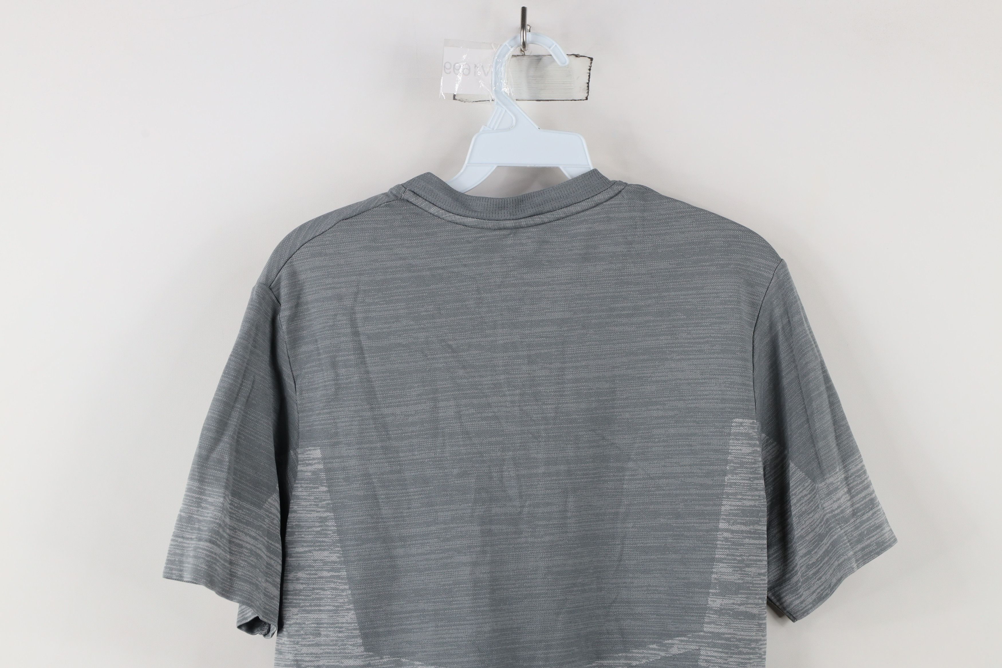 Nike × Vintage Nike Pro Training Block Knit Running Gym V-Neck T-Shirt Gray Size US M / EU 48-50 / 2 - 10 Thumbnail