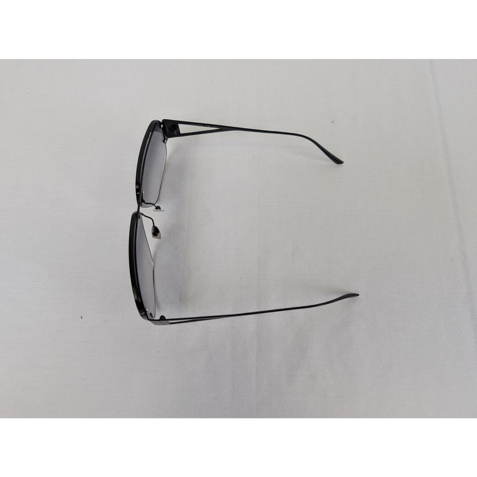 Bottega Veneta o1rshd1 Size: OS / Sunglasses in Black Size ONE SIZE - 4 Thumbnail