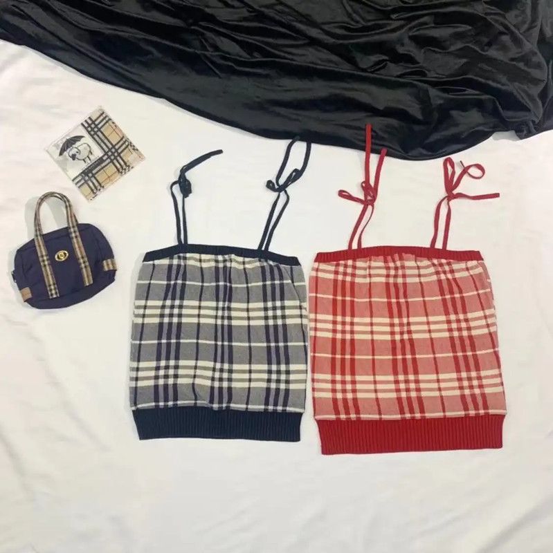 Burberry Burberry Red Cotton Women's Top Size M / US 6-8 / IT 42-44 - 1 Thumbnail