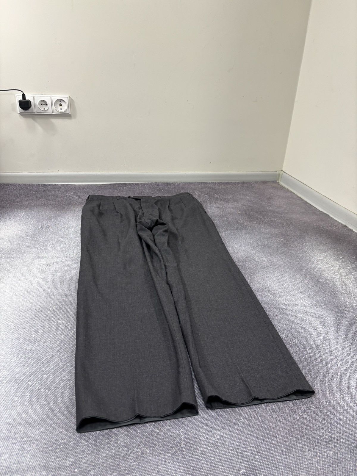 Kiton Kiton Napoli Men’s Charcoal Gray Wool Dress Pants Trousers Size US 38 / EU 54 - 3 Thumbnail
