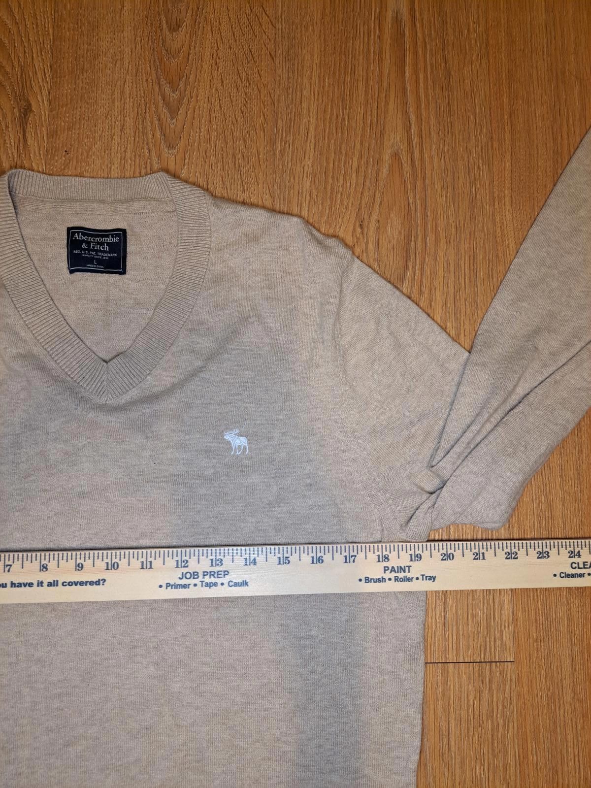 Abercrombie & Fitch Abercrombie & Fitch Sweater Mens Large Beige V Neck Wool Size US L / EU 52-54 / 3 - 6 Thumbnail