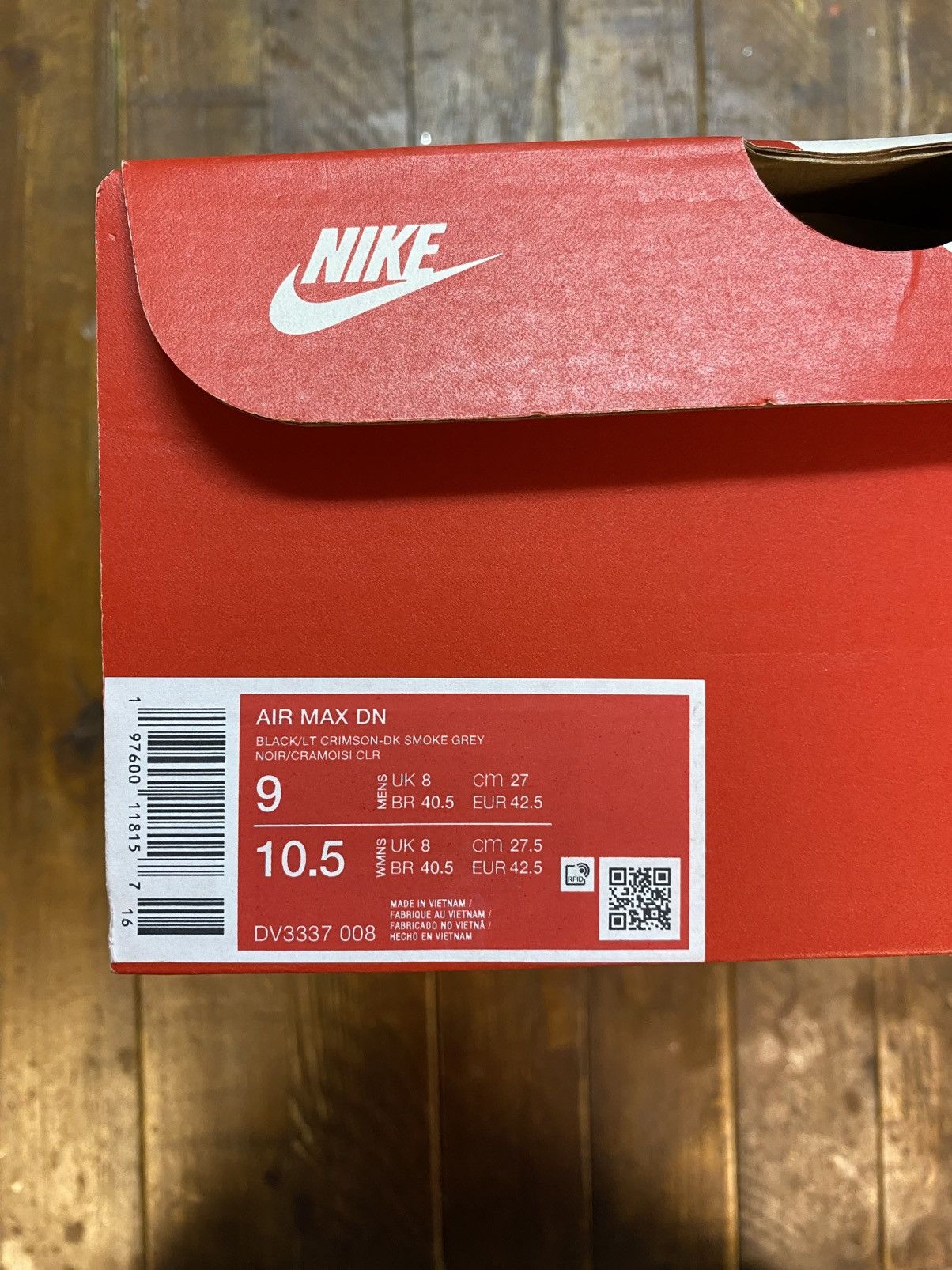 Nike Air Max DN “All Night” Size US 9 / EU 42 - 8 Thumbnail
