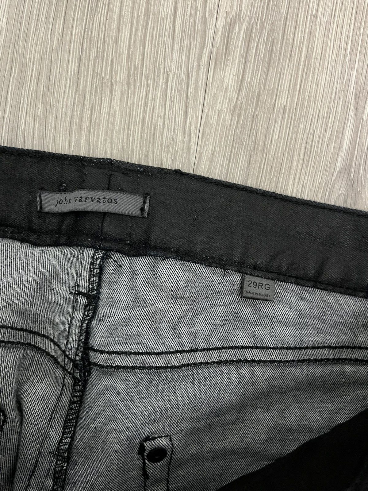 John Varvatos Coated Chelsea Jeans. 29 Size US 29 - 10 Thumbnail