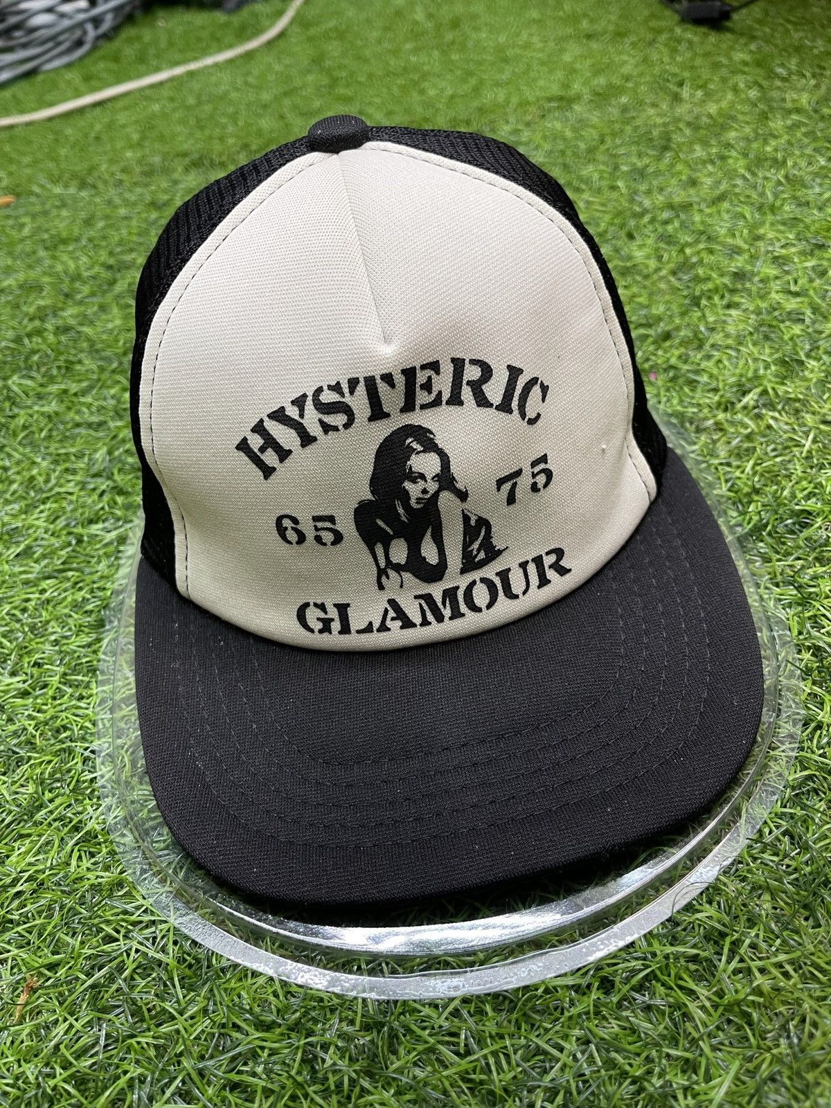 Hysteric Glamour × Japanese Brand HYSTERIC GLAMOUR HATS NAKED GIRL DESIGNER Size ONE SIZE - 9 Thumbnail