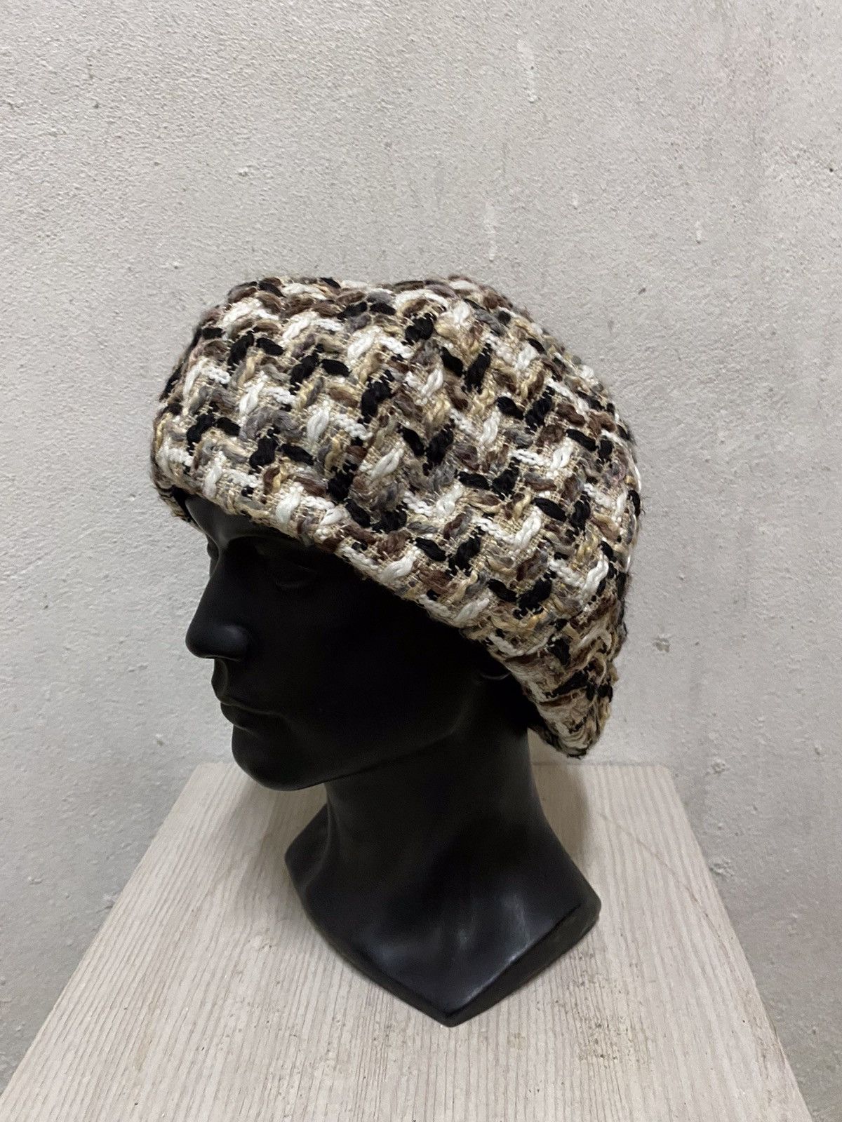 Japanese Brand Japanese Brand Rare Design Hat Size ONE SIZE - 2 Thumbnail