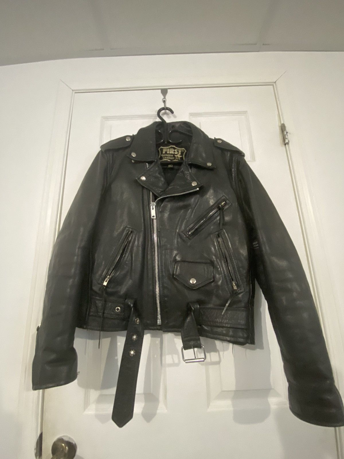 First MFG Co. × Genuine Leather FIRST GENUINE LEATHER JACKET (38) Size US XXS / EU 40 - 1 Thumbnail