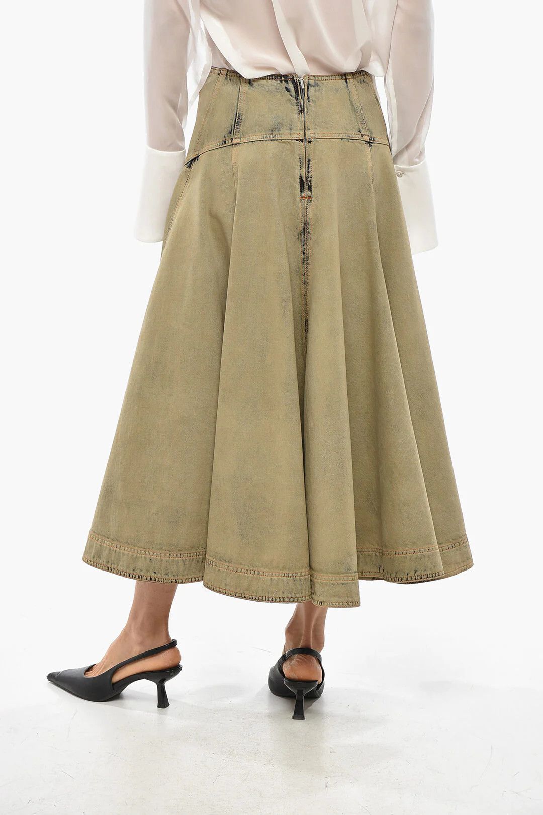 Salvatore Ferragamo og1mm0326 Denim Flared Skirt in Grey Size 27" / US 4 / IT 40 - 3 Thumbnail