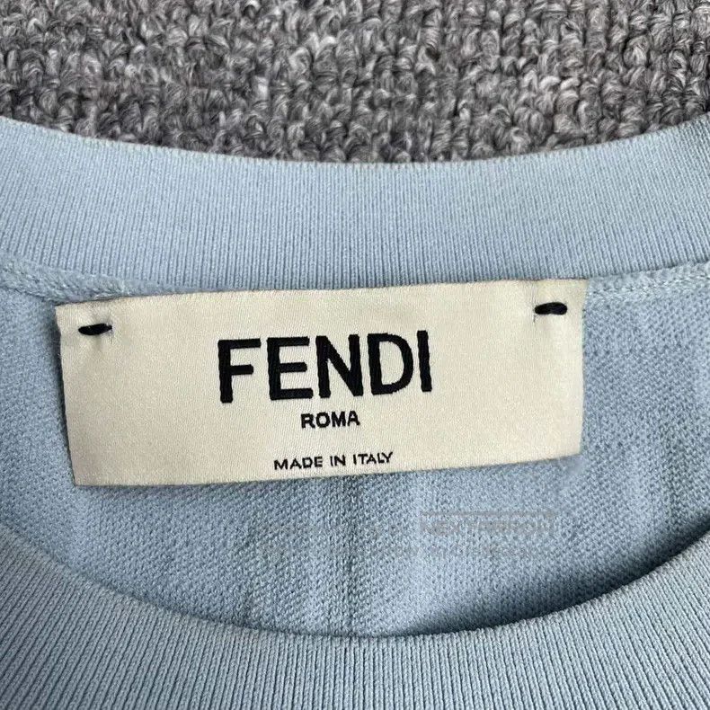 Fendi Fendi Letter Printed Round Neck Knit Sweater - Light Blue Size XS / US 0-2 / IT 36-38 - 4 Thumbnail