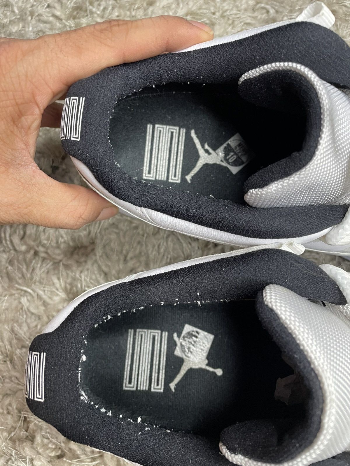 Jordan Brand Jordan 11 Low Legend Low Size US 10 / EU 43 - 11 Thumbnail
