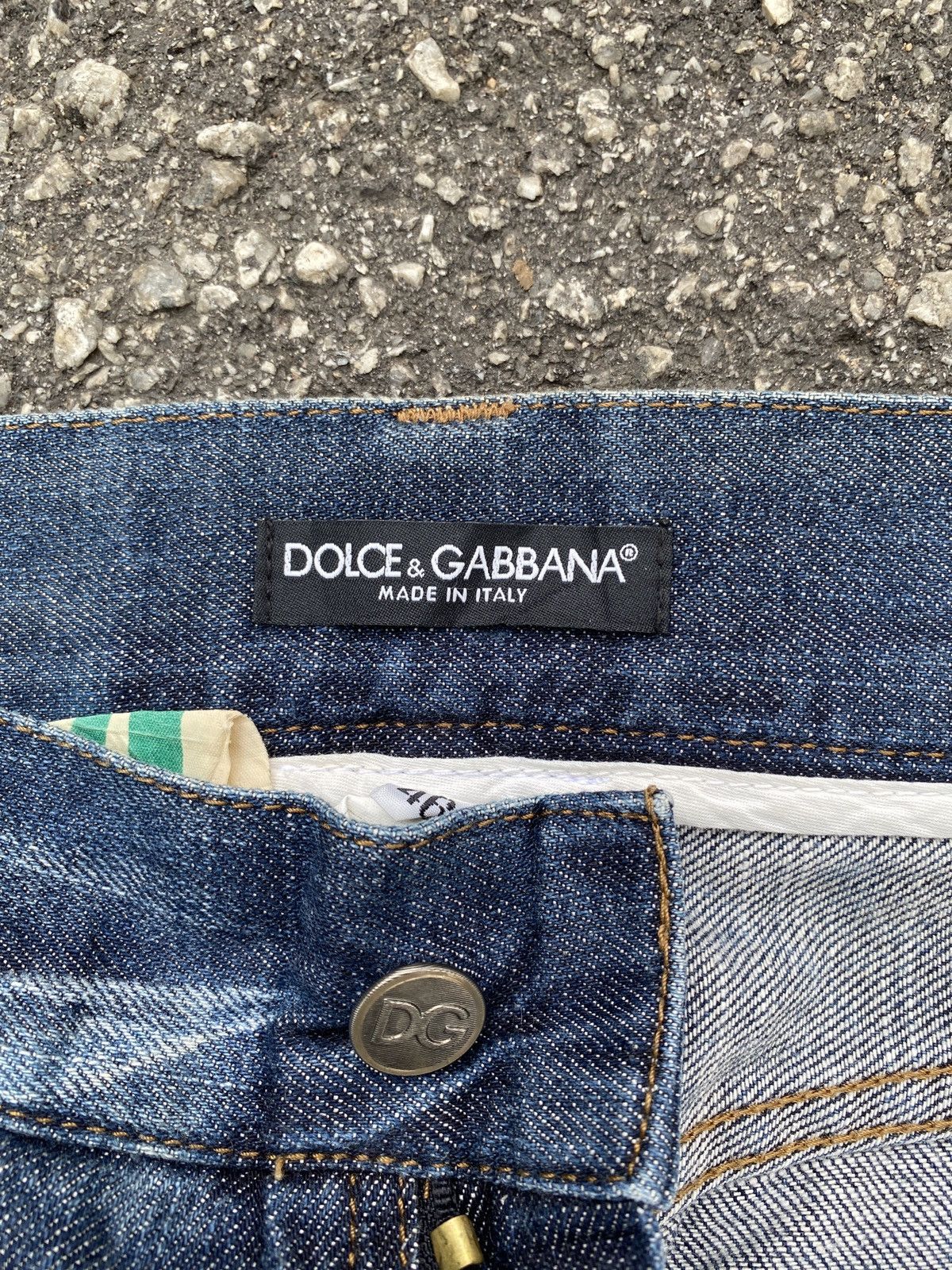 Dolce & Gabbana 2000s Dolce & Gabbana Italy Distressed Denim Size US 33 - 15 Thumbnail