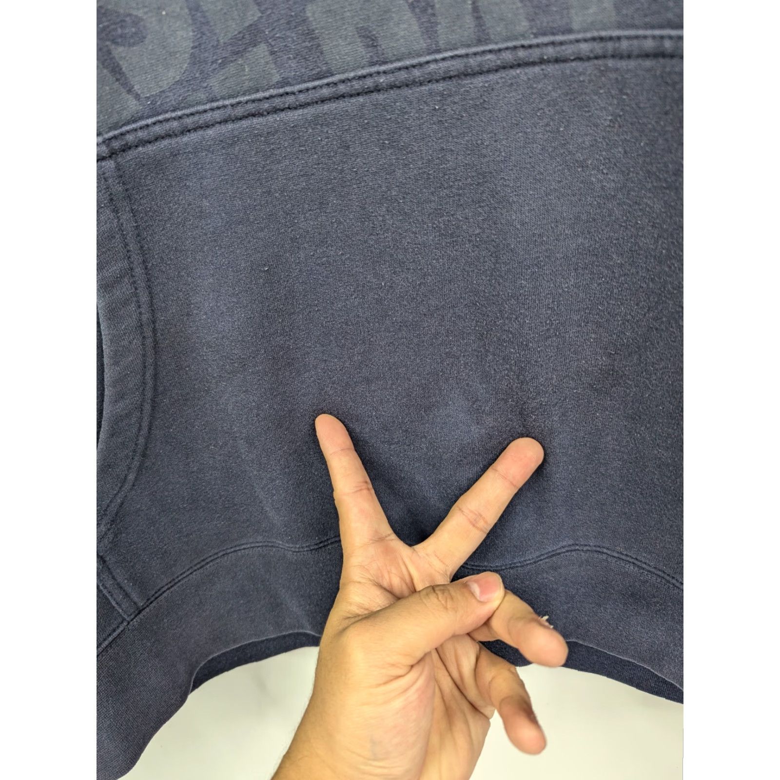 Vintage VINTAGE AND1 Hoodie Mens L Navy Drawstring Hooded Sweatshirt Distressed Logo Graphic Print Blue Cotton Blend Size US L / EU 52-54 / 3 - 5 Thumbnail