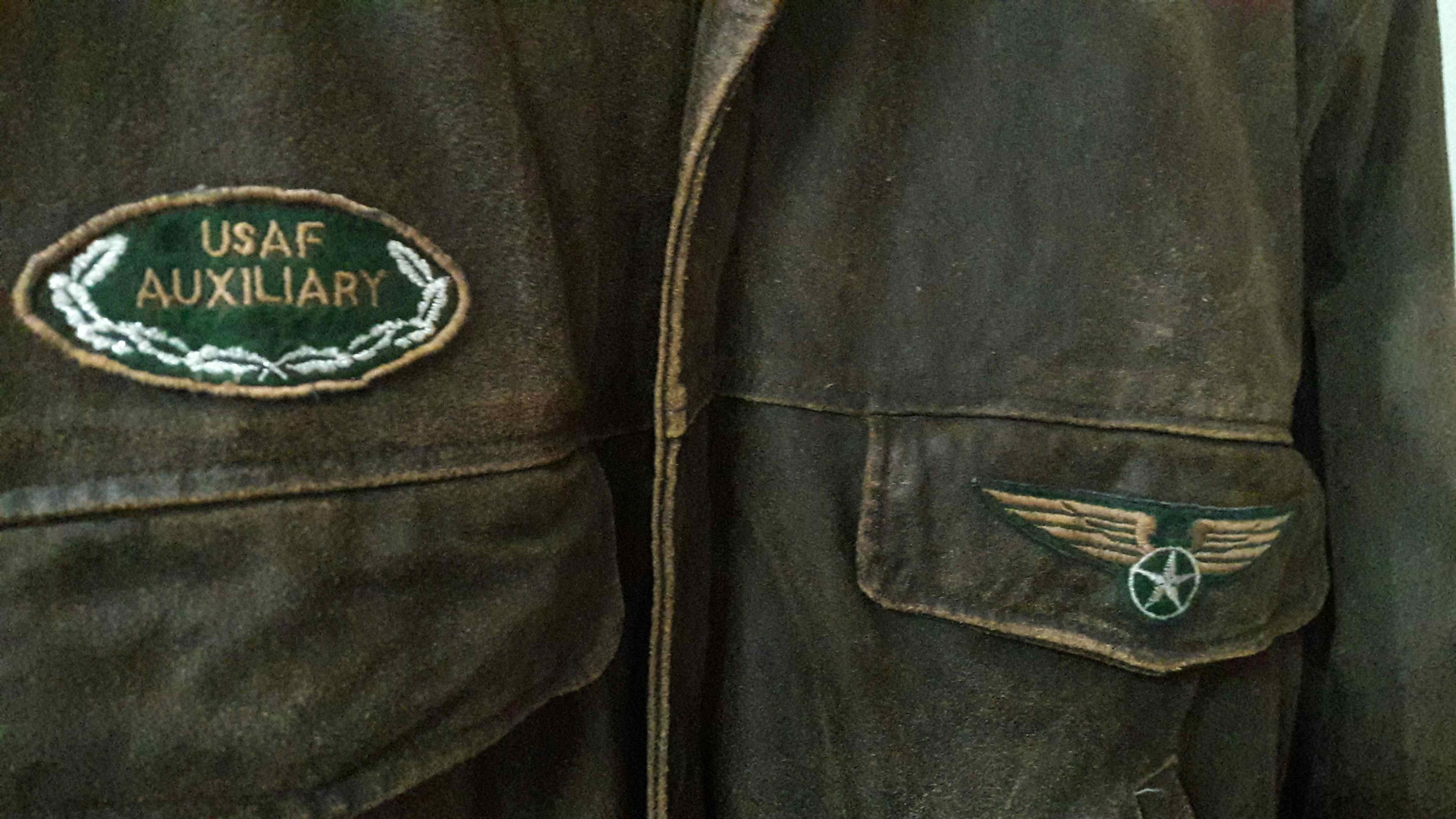 Vintage Vintage Military Air Force Jacket Leather Para Patches Italy Size US L / EU 52-54 / 3 - 5 Thumbnail