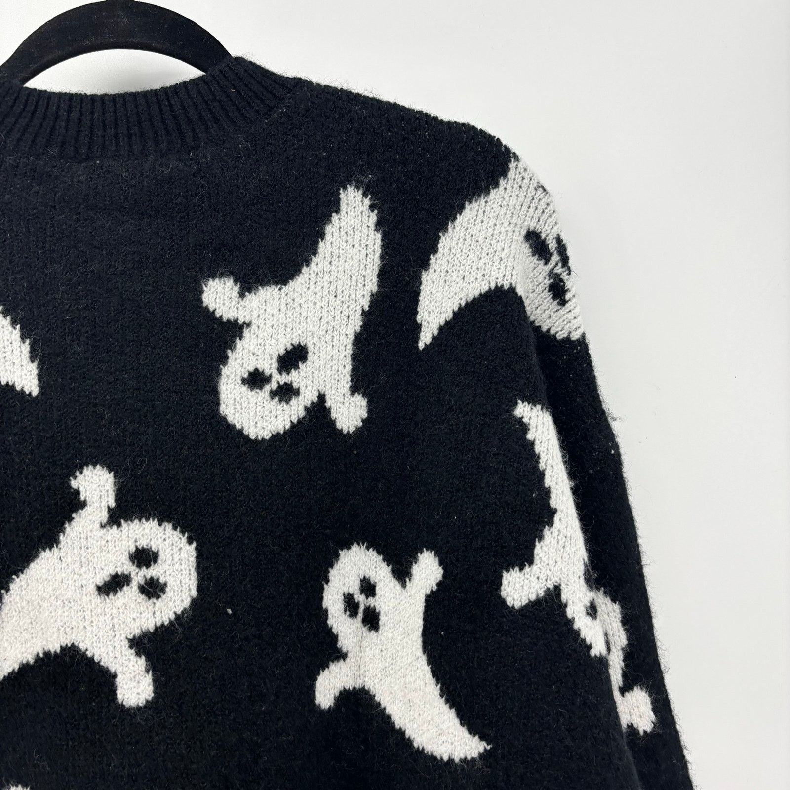 Vince Camuto Vince Camuto Womens Med Black White Ghost Halloween Sweater Size M / US 6-8 / IT 42-44 - 16 Thumbnail