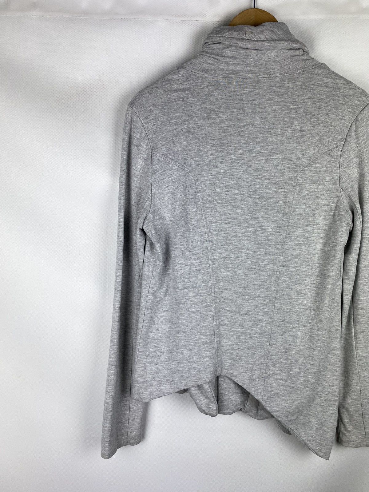 Helmut Lang Helmut Lang ladies full zip avant-garde assymetrical jacket Size L / US 10 / IT 46 - 17 Thumbnail